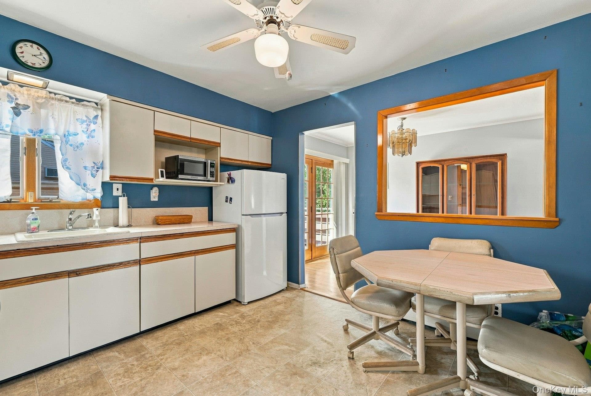 375 Catskill Avenue thumbnail 22