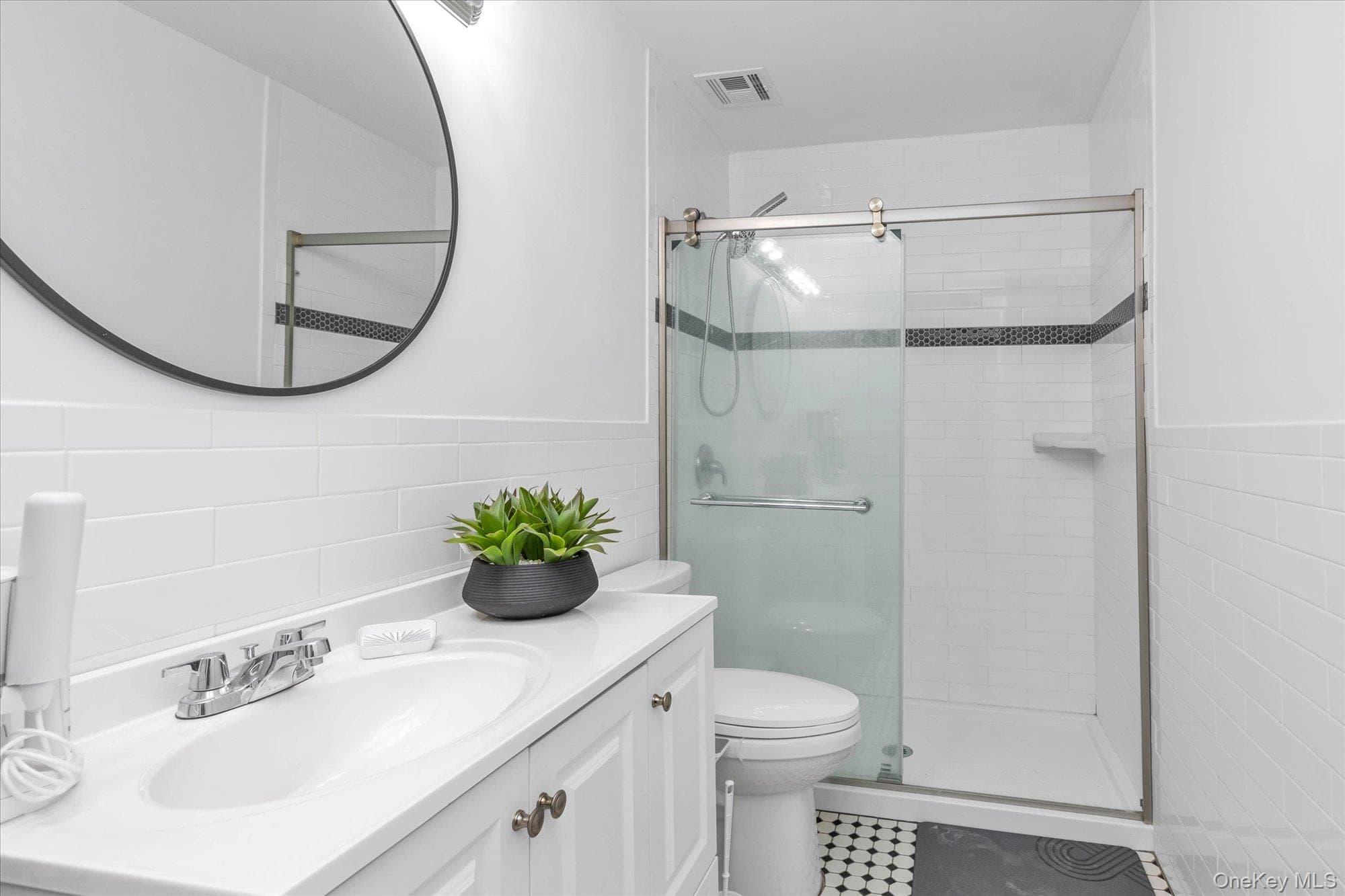 360 Shore Road Unit: 2C thumbnail 11
