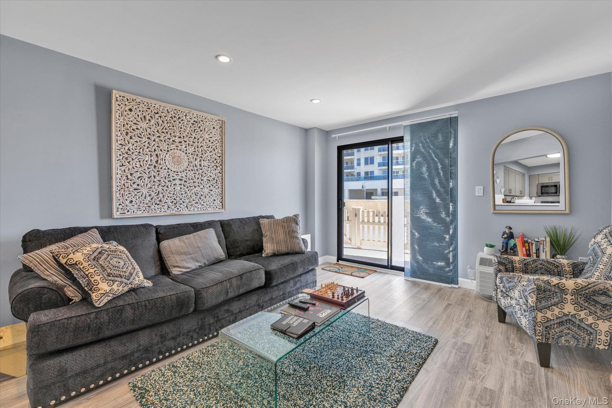 360 Shore Road Unit: 2C thumbnail 6