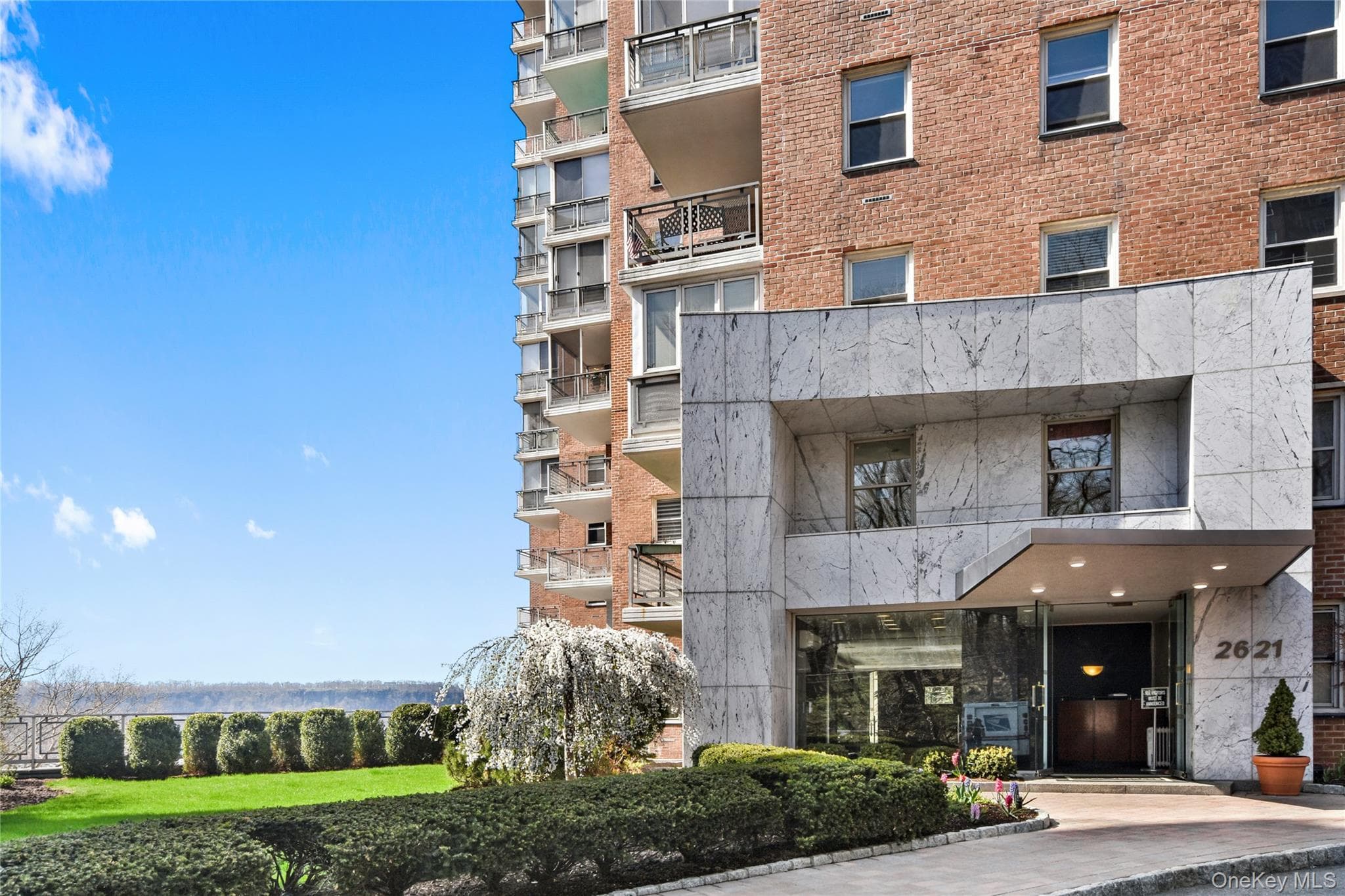 2621 Palisade Avenue Unit: 4J thumbnail 19