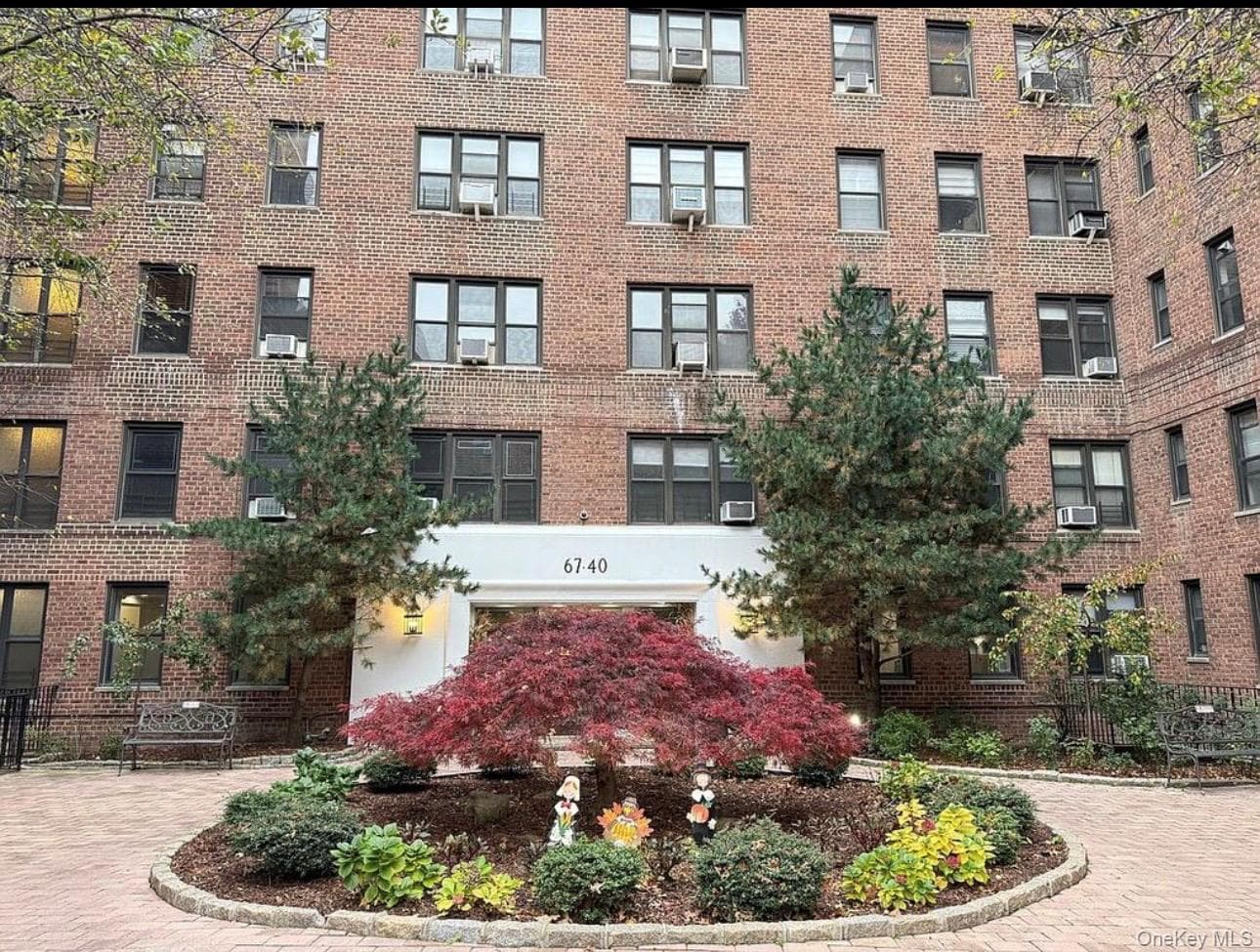67-40 Yellowstone Boulevard Unit: 6L, Forest Hills