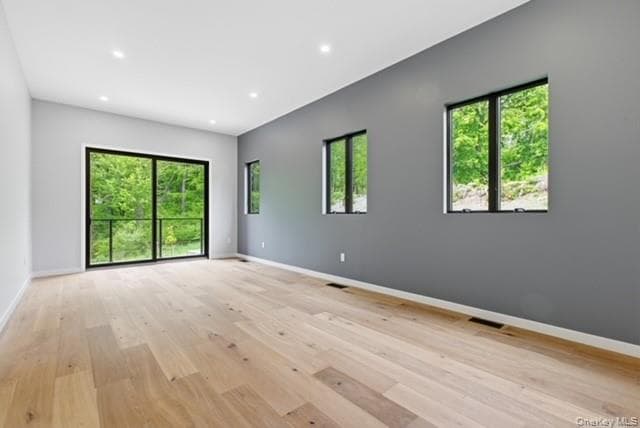 41 Mead Road thumbnail 11