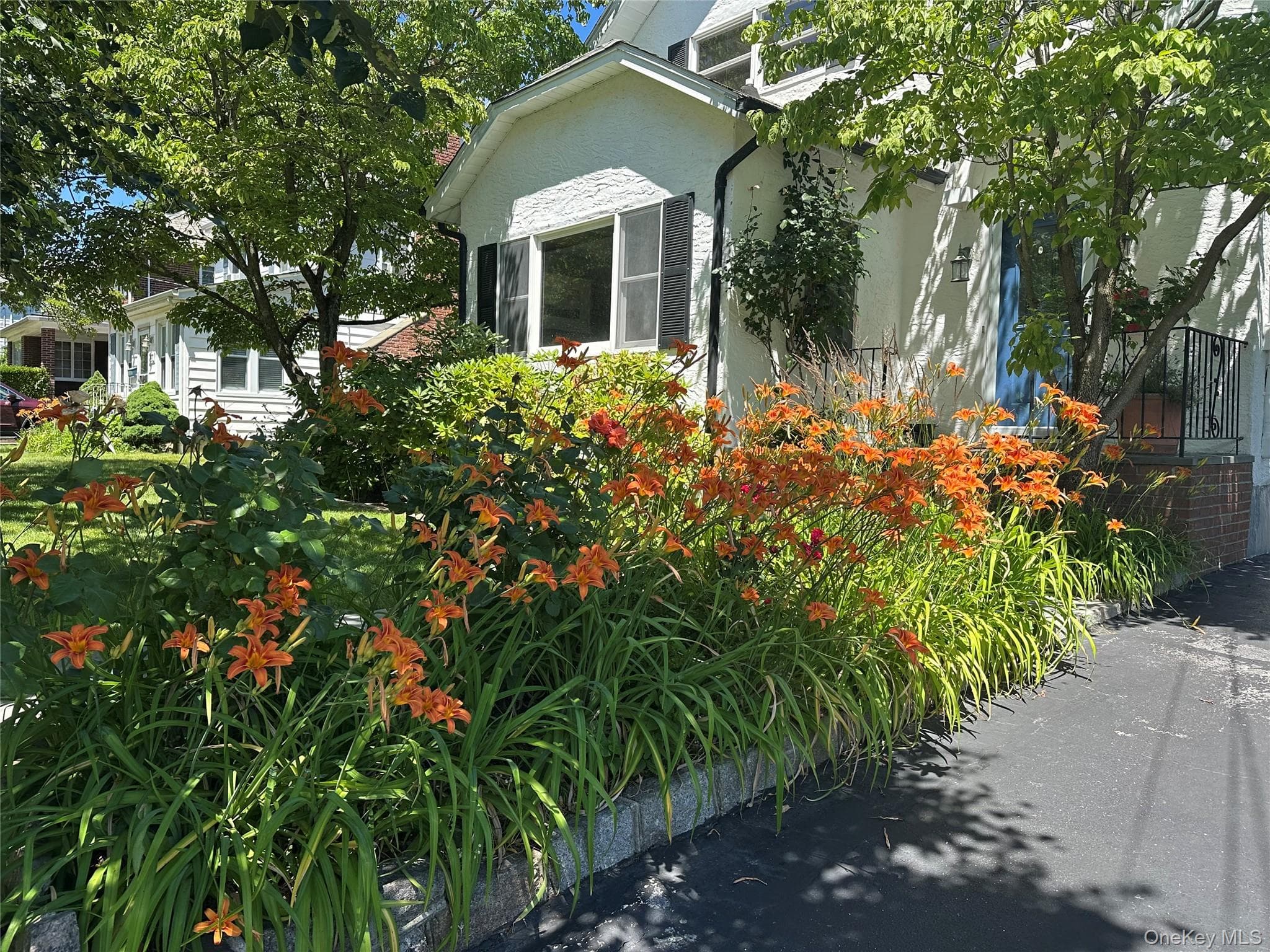 17 Cypress Avenue thumbnail 2