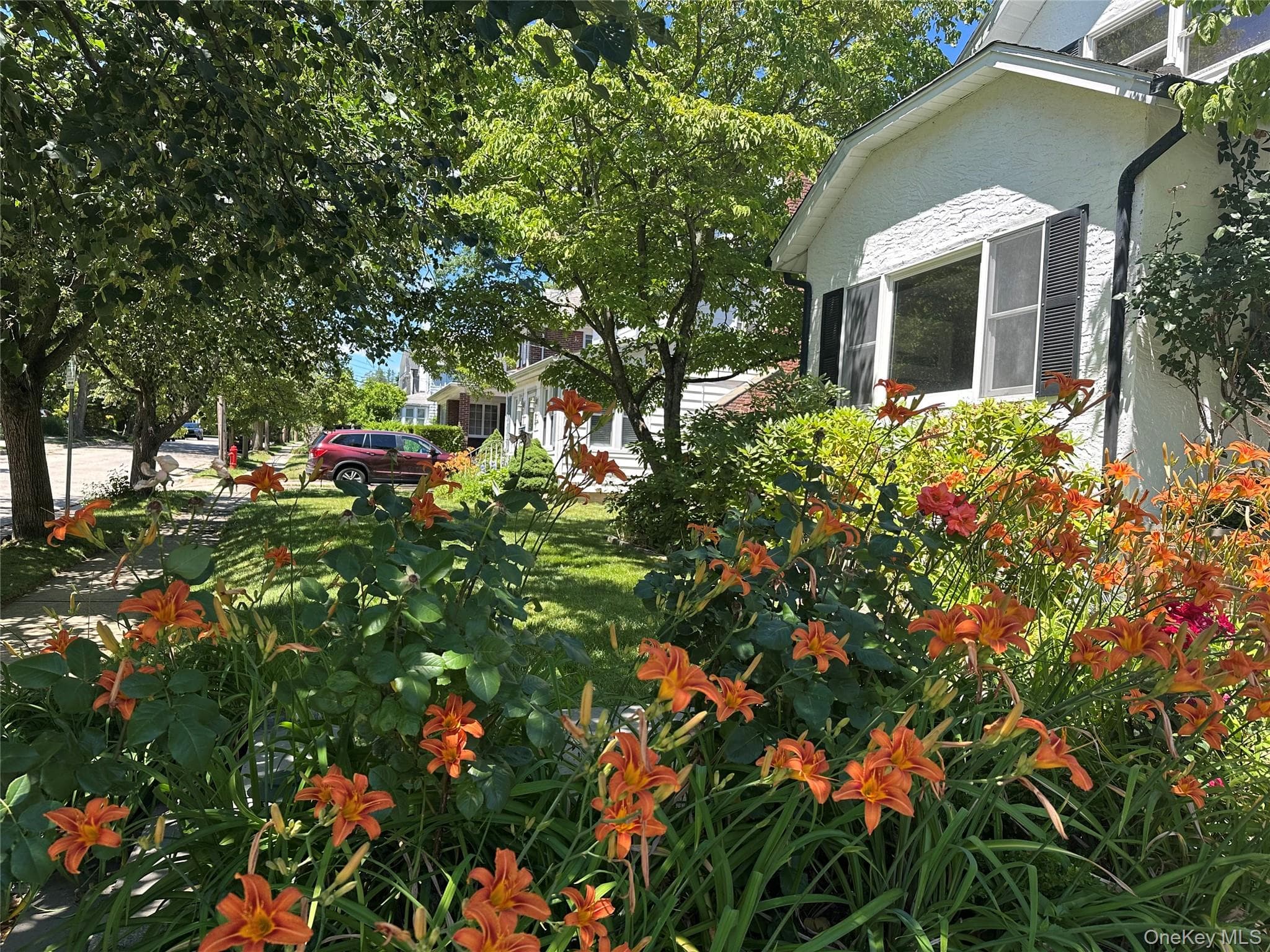 17 Cypress Avenue thumbnail 4