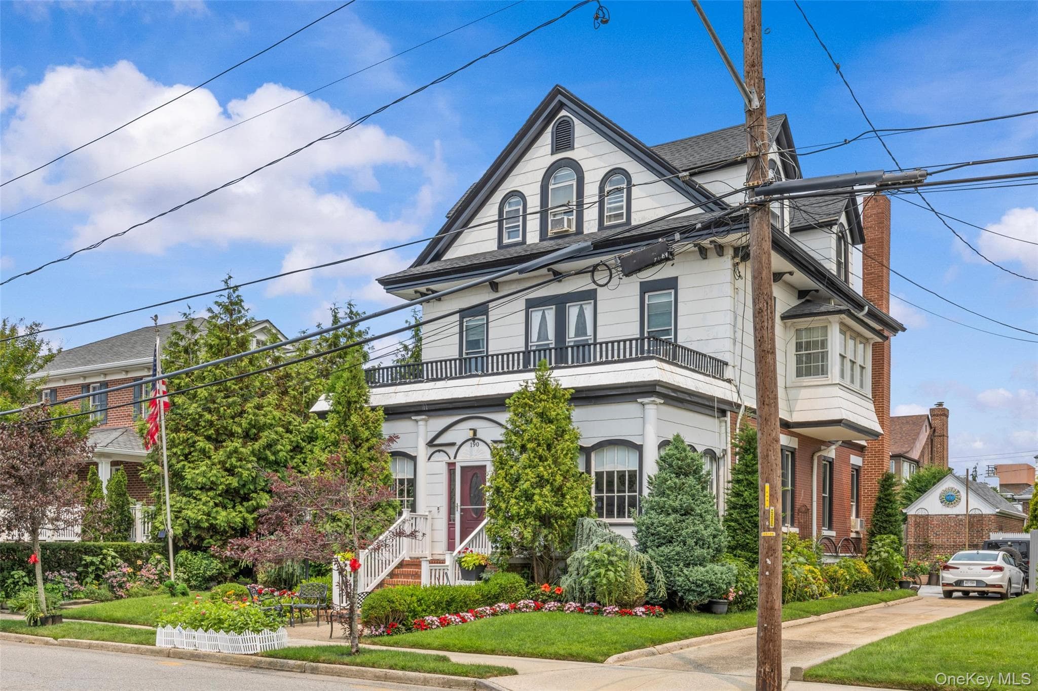 190 Beach 137th Street, Belle Harbor