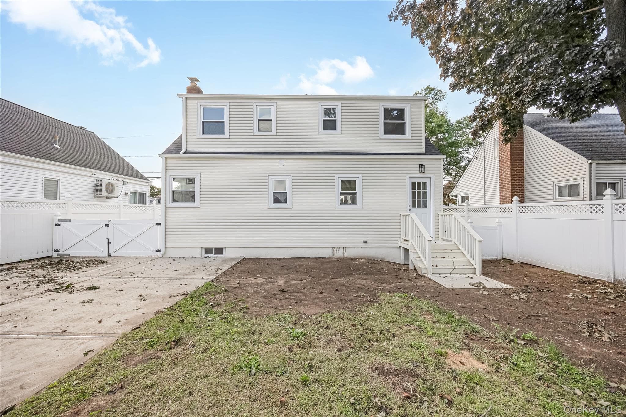 200 Raff Avenue thumbnail 18