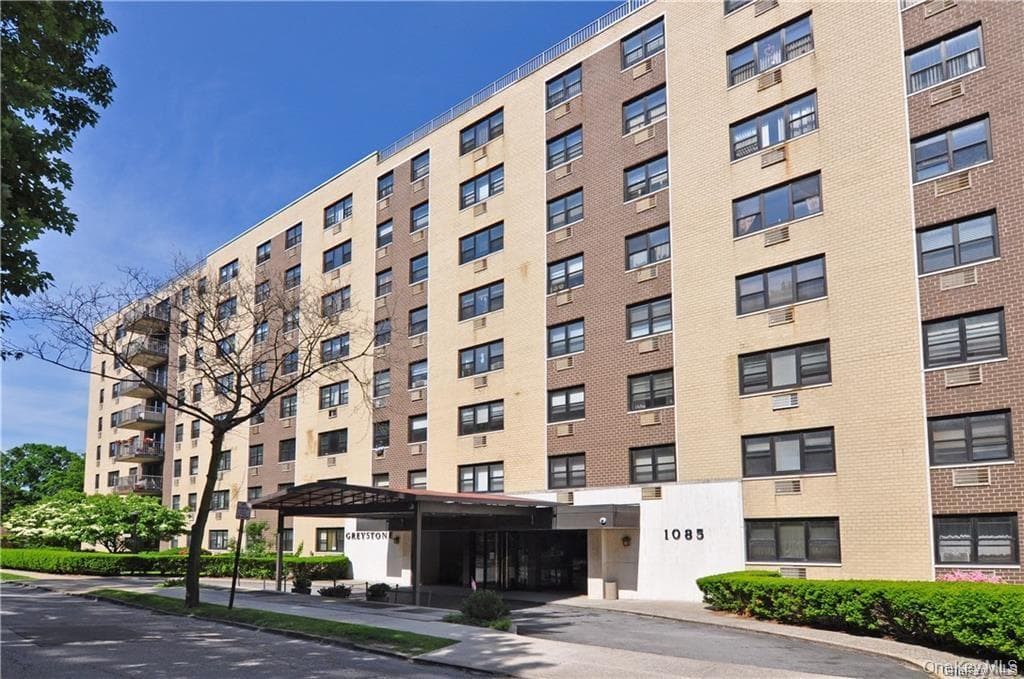 1085 Warburton Avenue Unit: 307, Yonkers