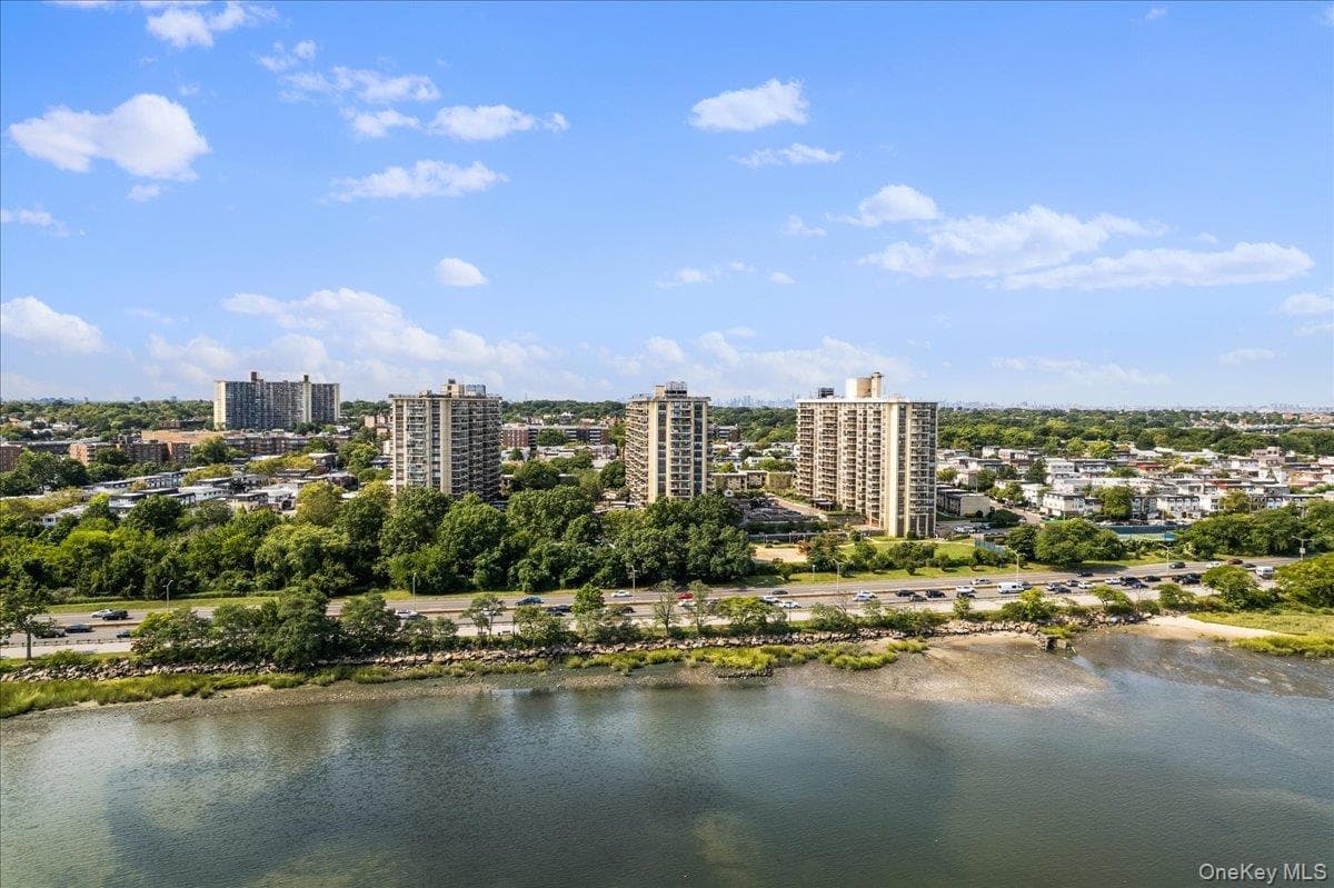 18-15 215th Street Unit: 17L thumbnail 22