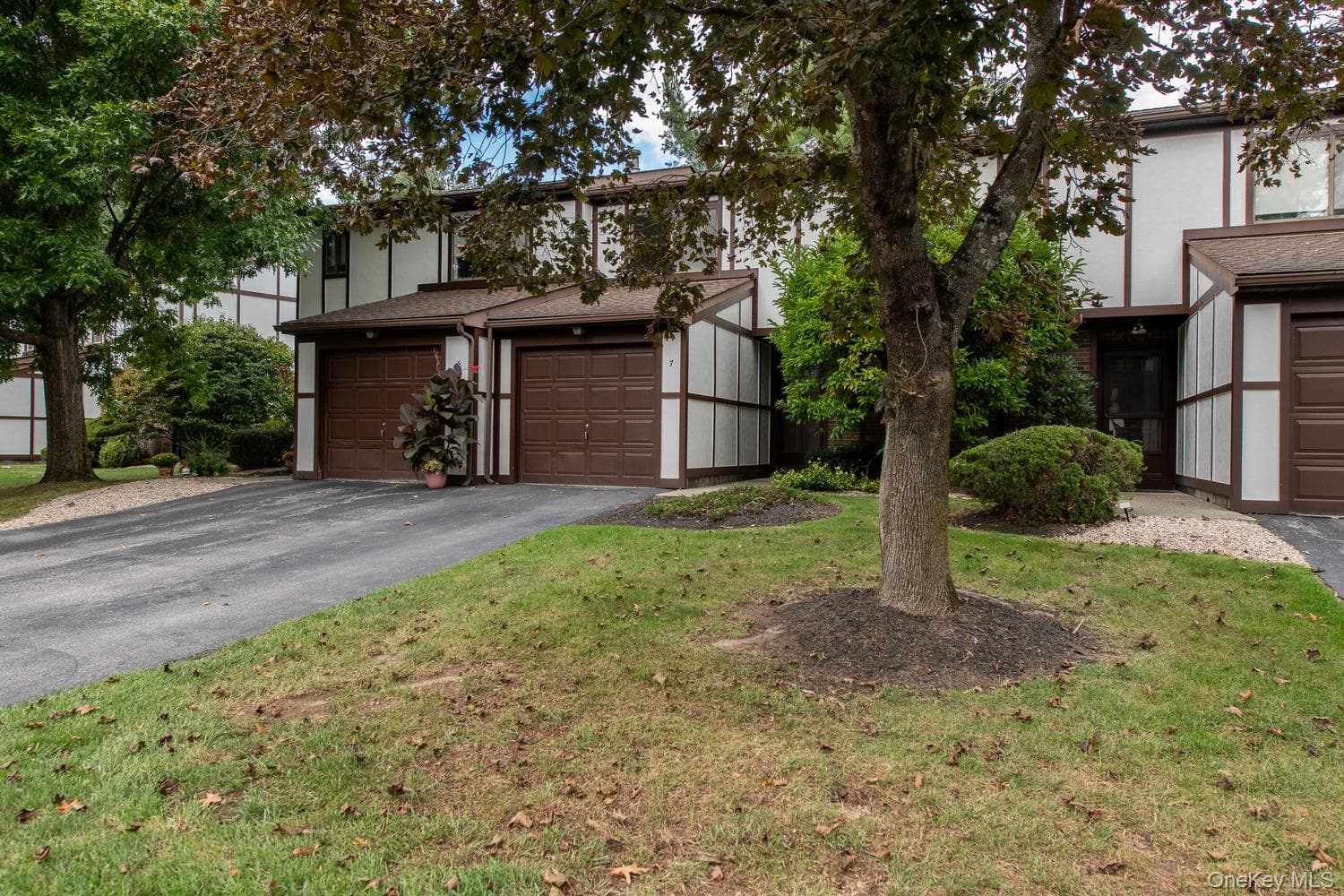 7 Topaz Run, Poughkeepsie
