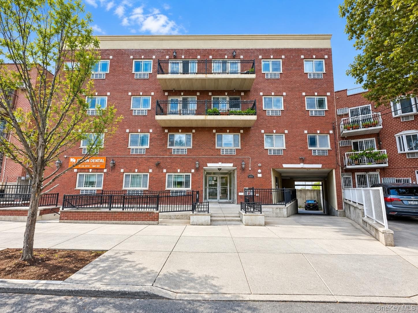 7617 46th Avenue Unit: 4A, Elmhurst
