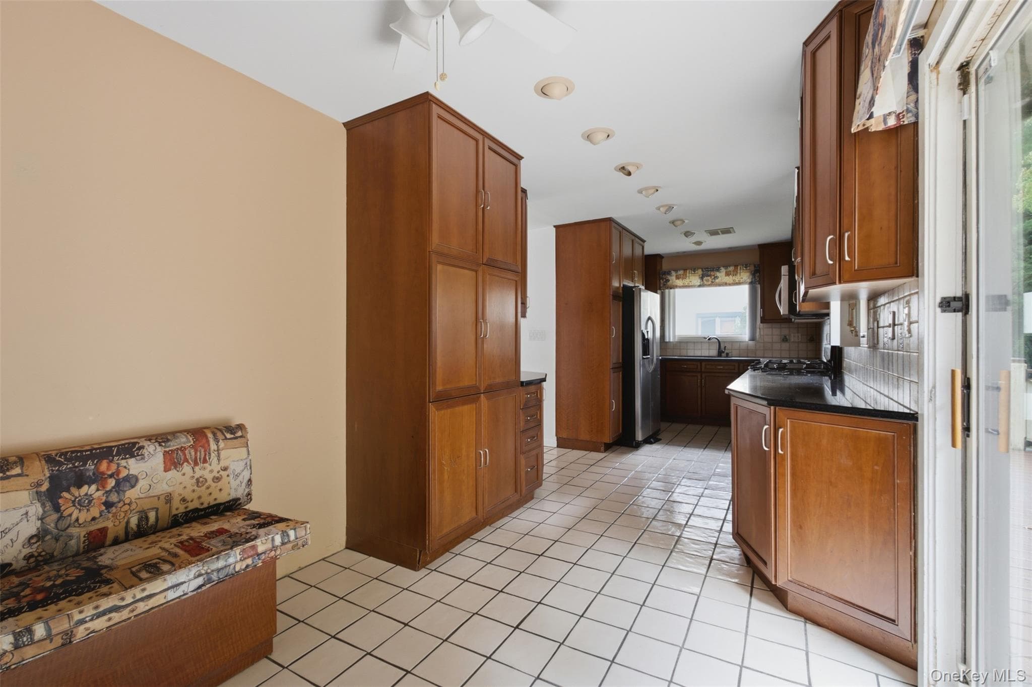 14 Dakota Court thumbnail 14