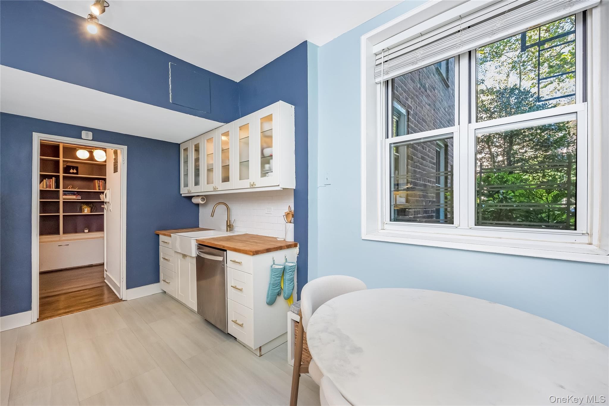 112-20 72nd Drive Dr Unit: C02 thumbnail 11