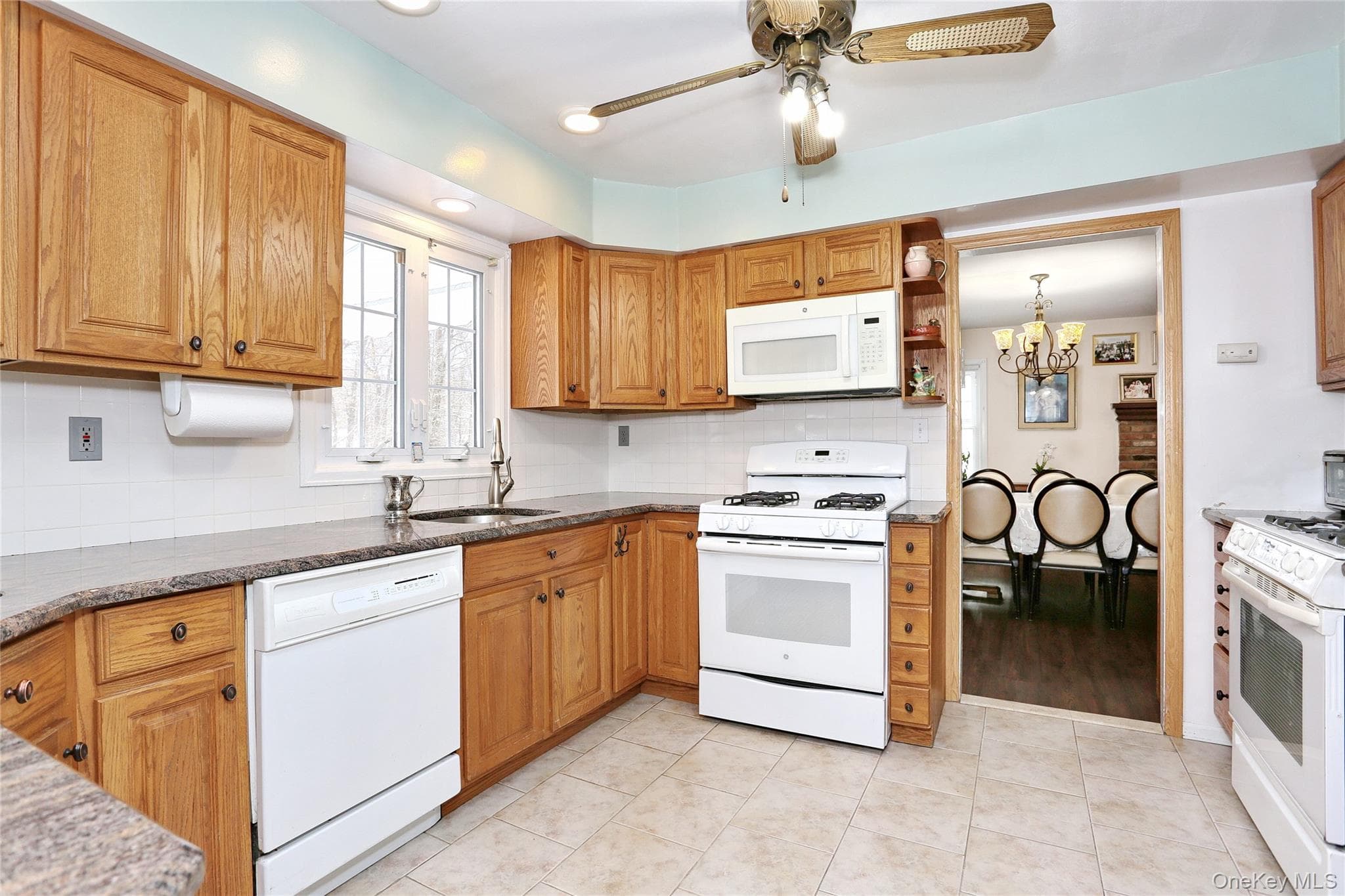 277 Saddle River Road thumbnail 12
