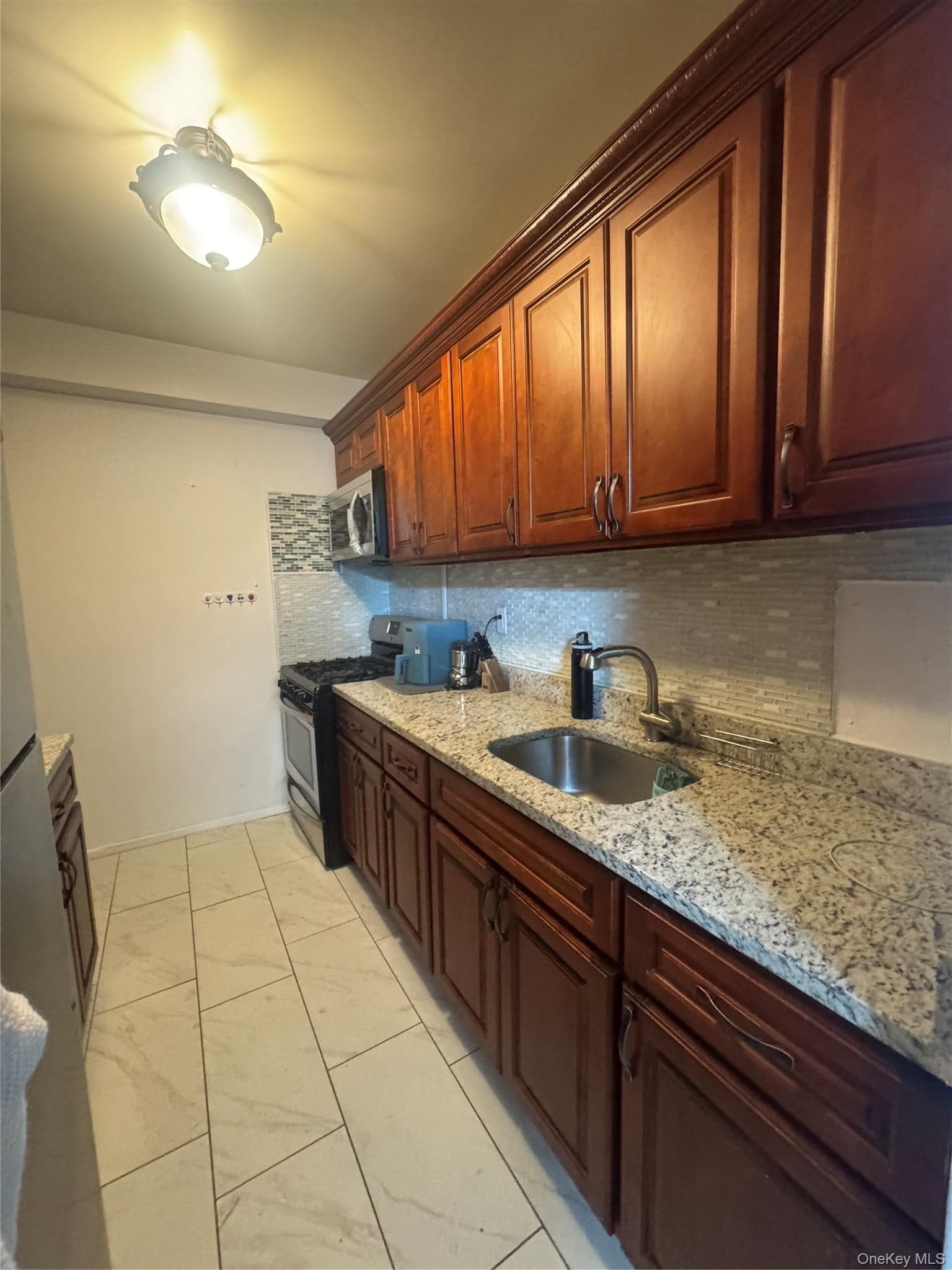 9 W Fordham Hill Oval Unit: 11E thumbnail 3