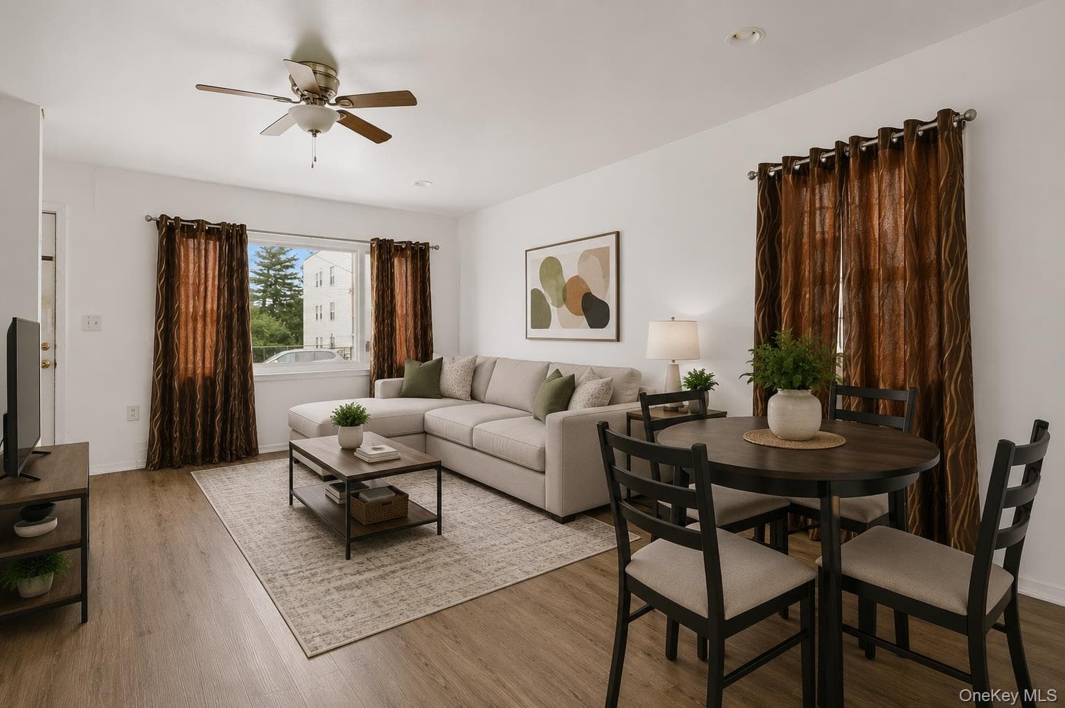 941 Crescent Street thumbnail 6