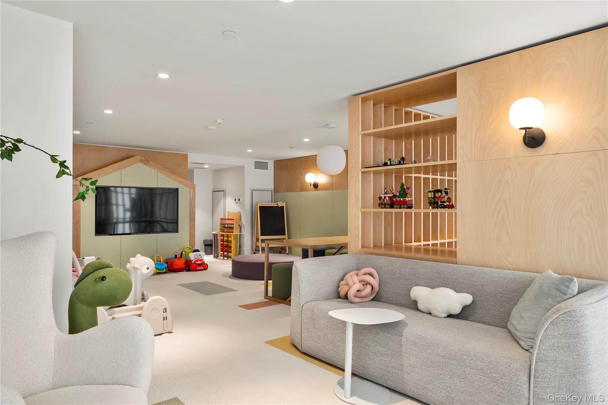 13327 39th Avenue Unit: 3H thumbnail 20