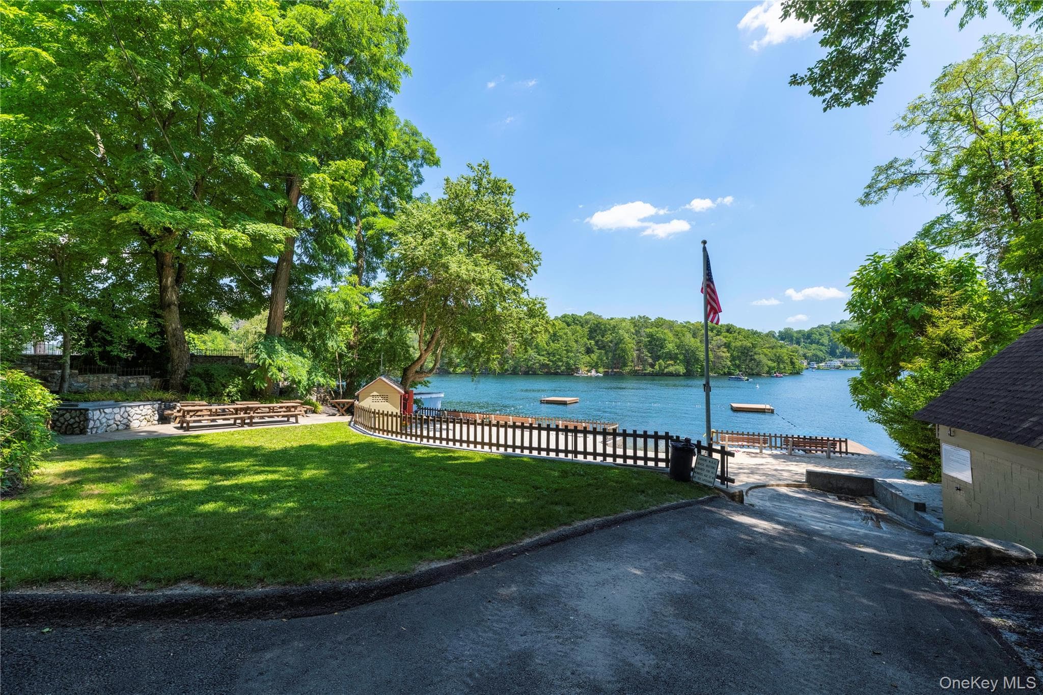 71 W Lake Boulevard thumbnail 37