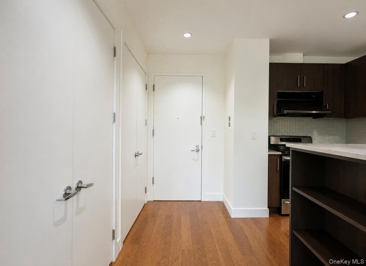 140-21 32nd Avenue Unit: 5CN thumbnail 4