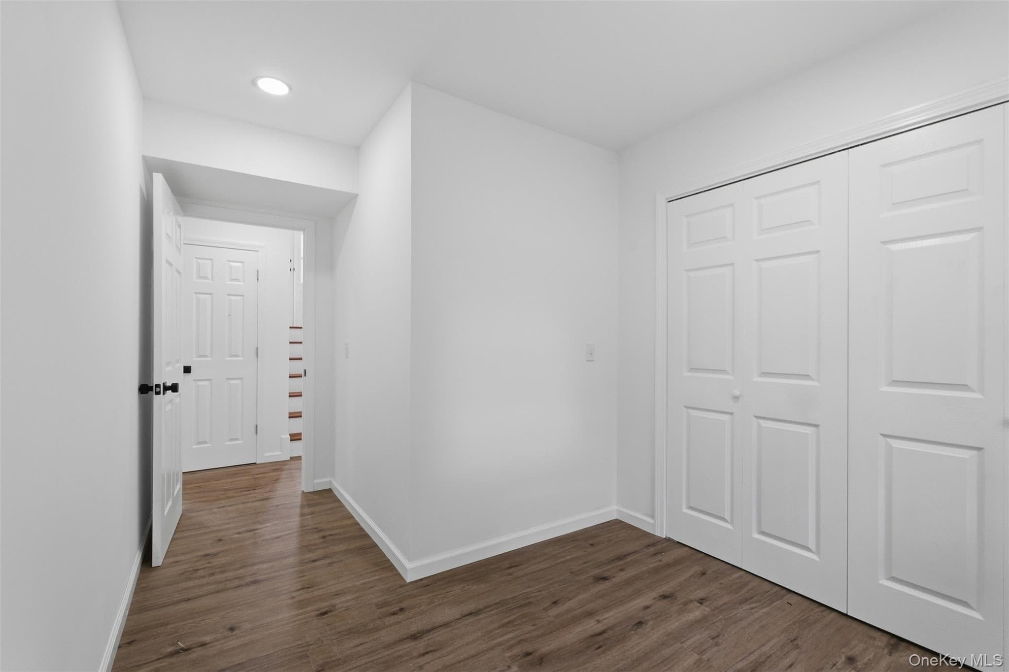 54 Cedar Lane thumbnail 19