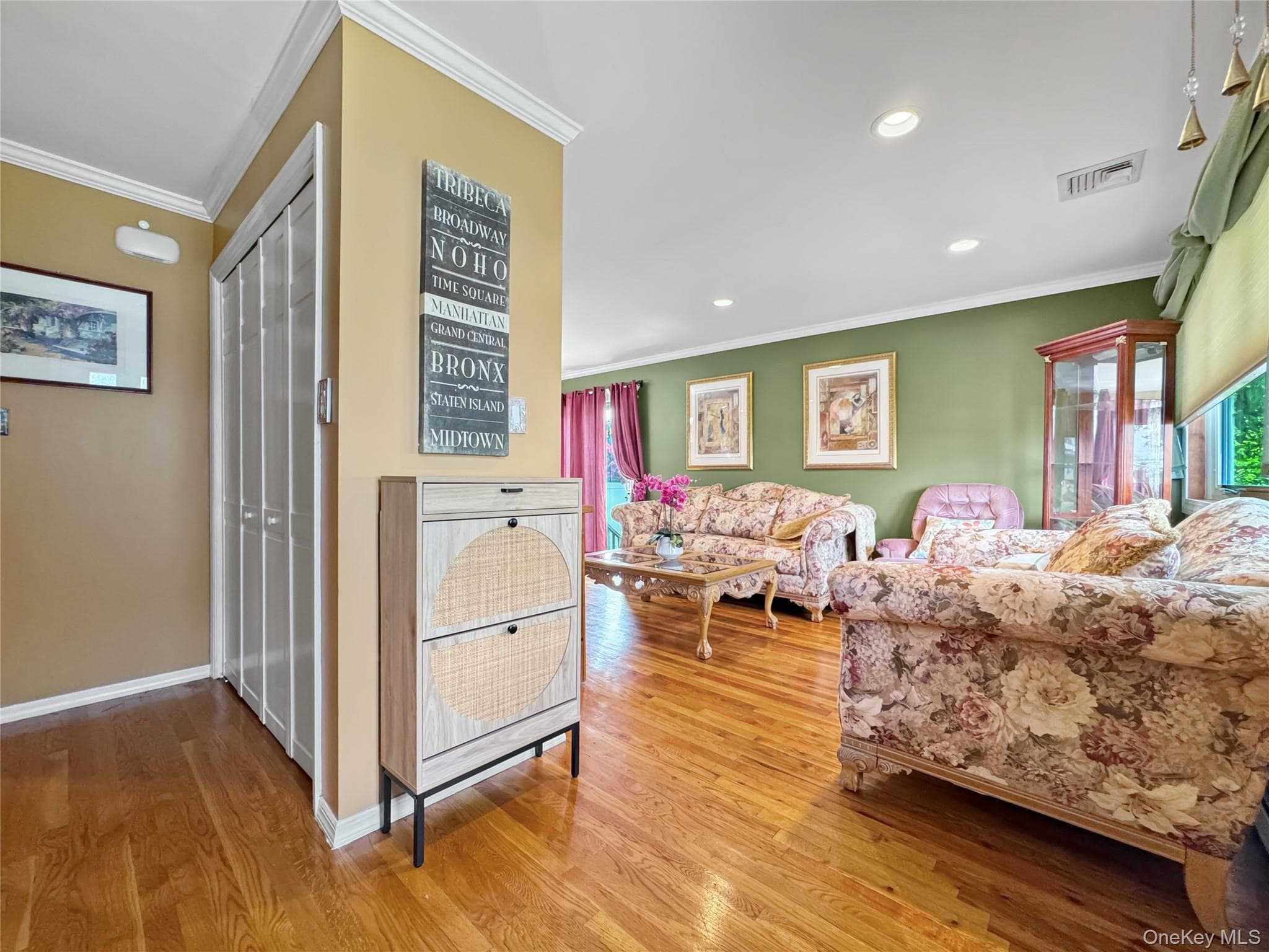 2810 Charles Road thumbnail 3