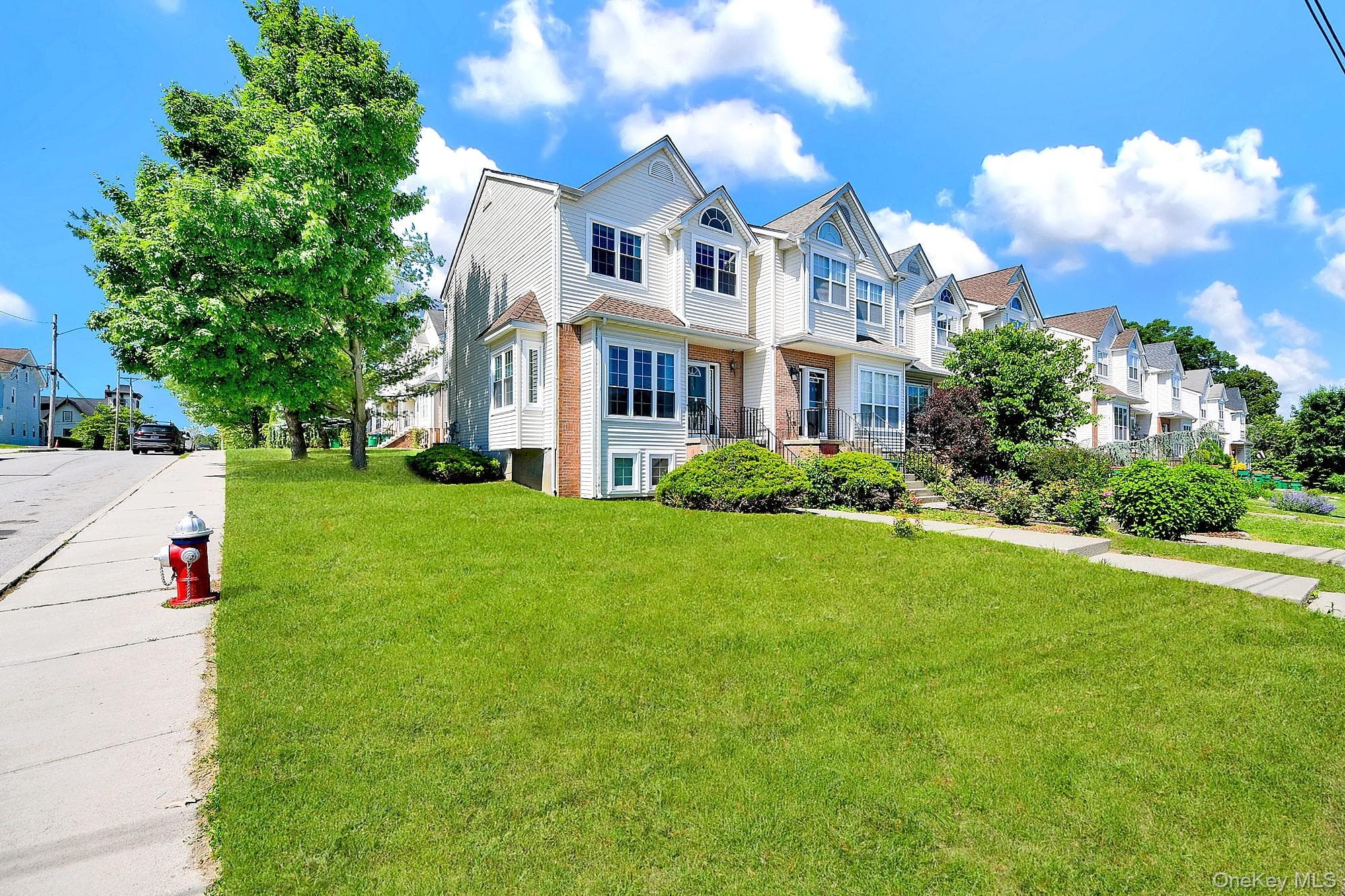 361 Verplanck Avenue thumbnail 3