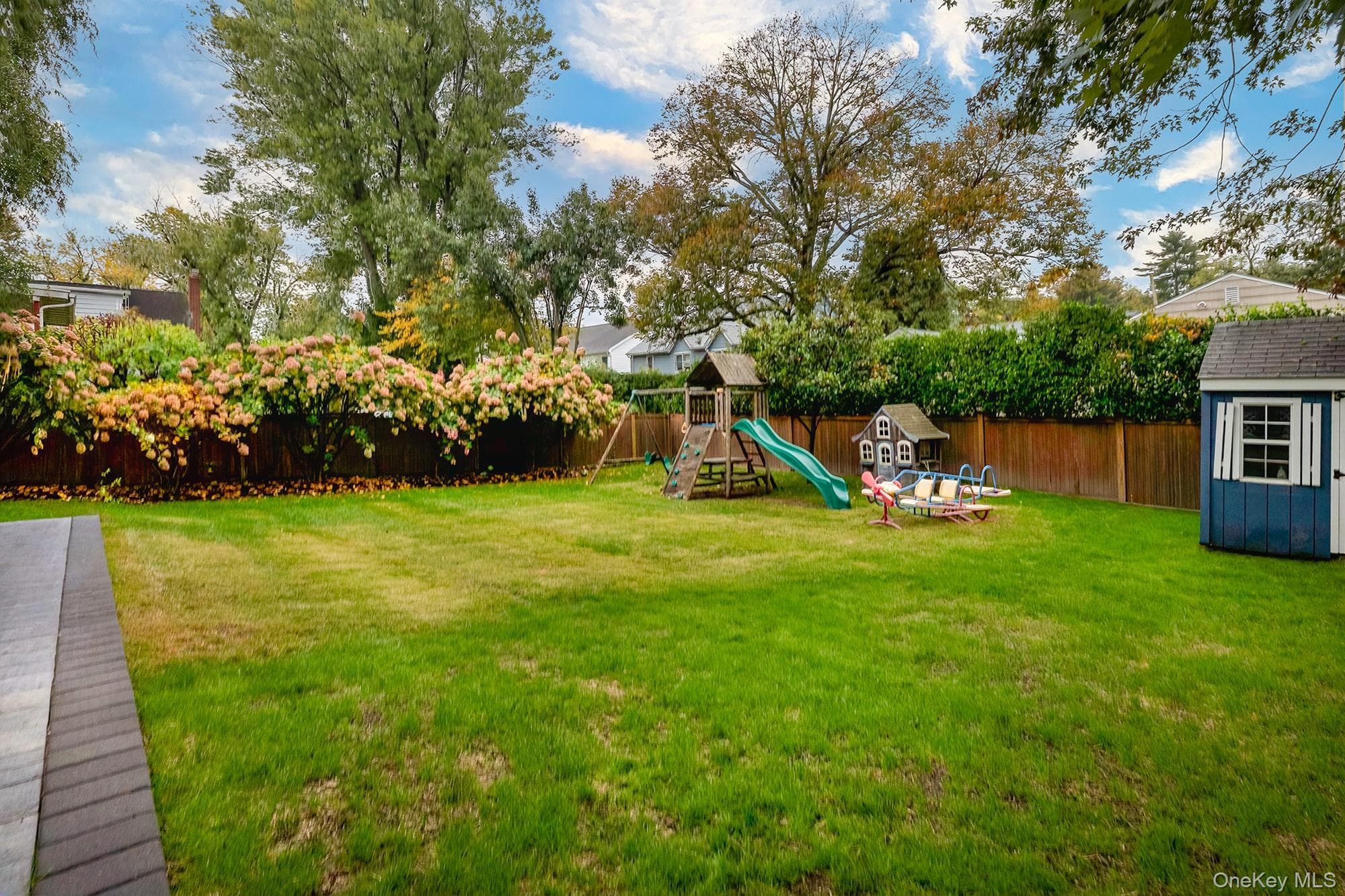 52 Tamarack Road thumbnail 44