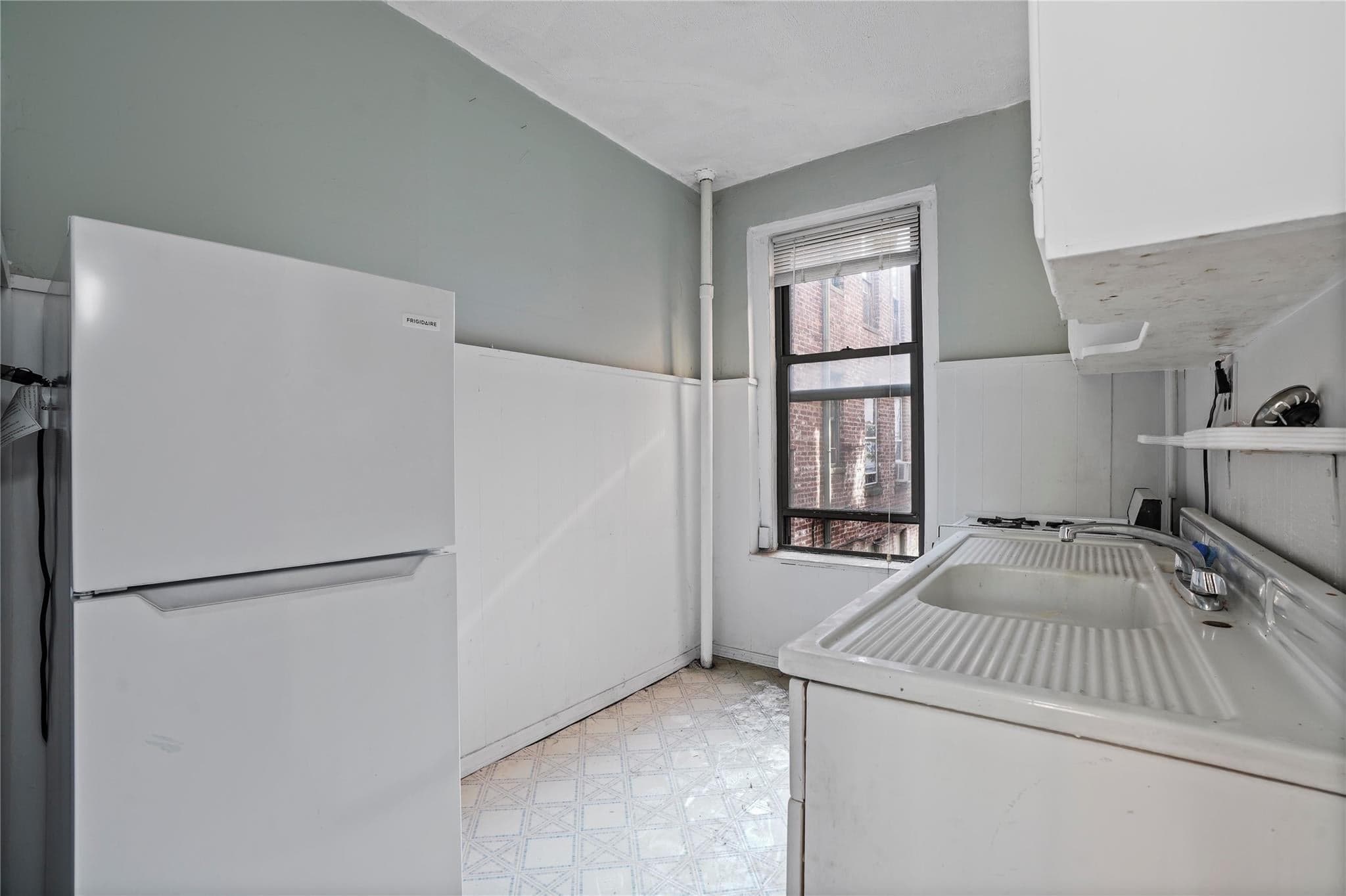 234-238 Powers Street thumbnail 18