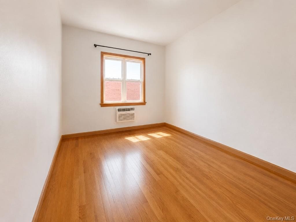 5308 90th Street Unit: 3B thumbnail 4