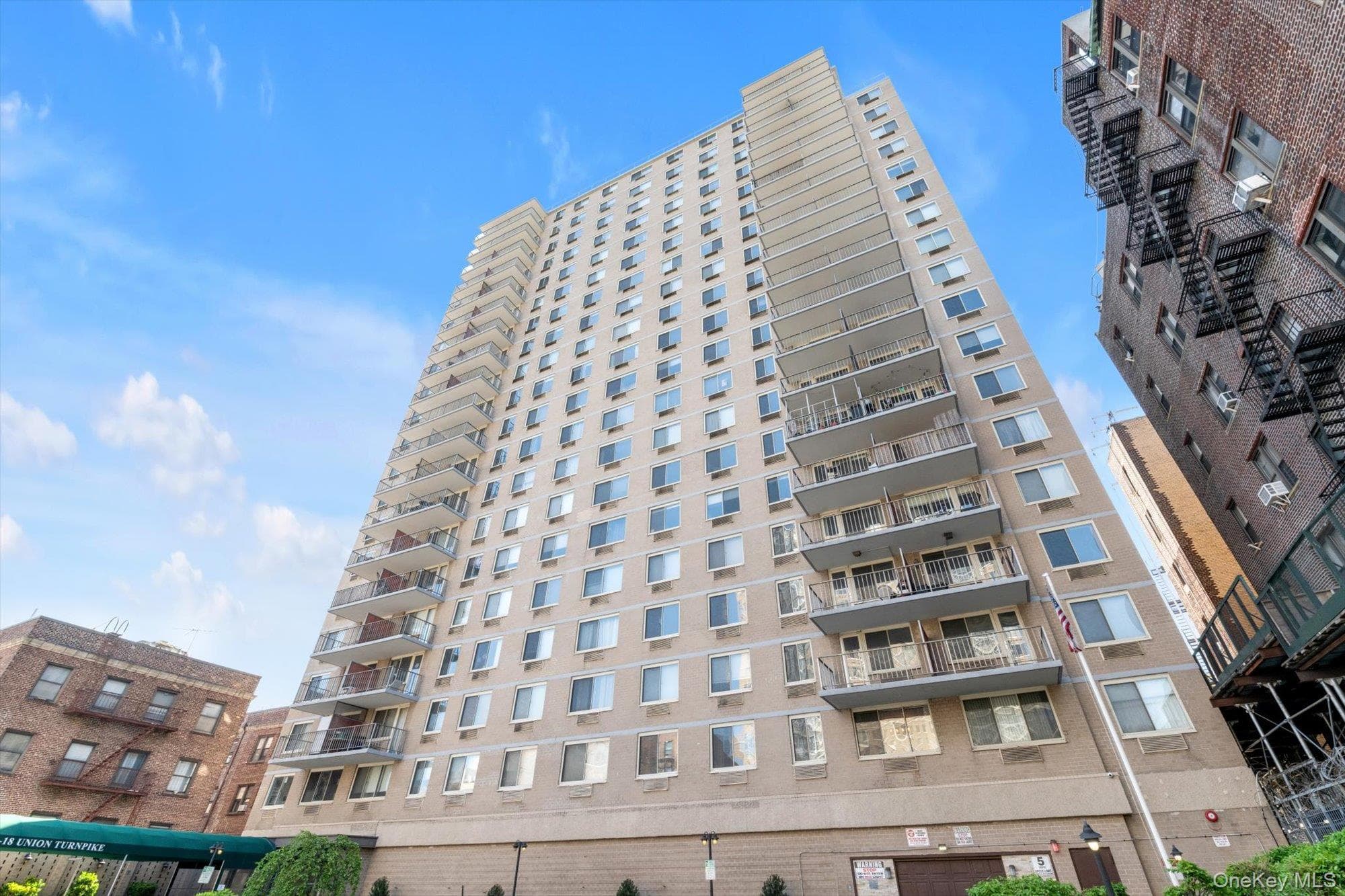 118-18 Union Turnpike Unit: 18CD, Kew Gardens