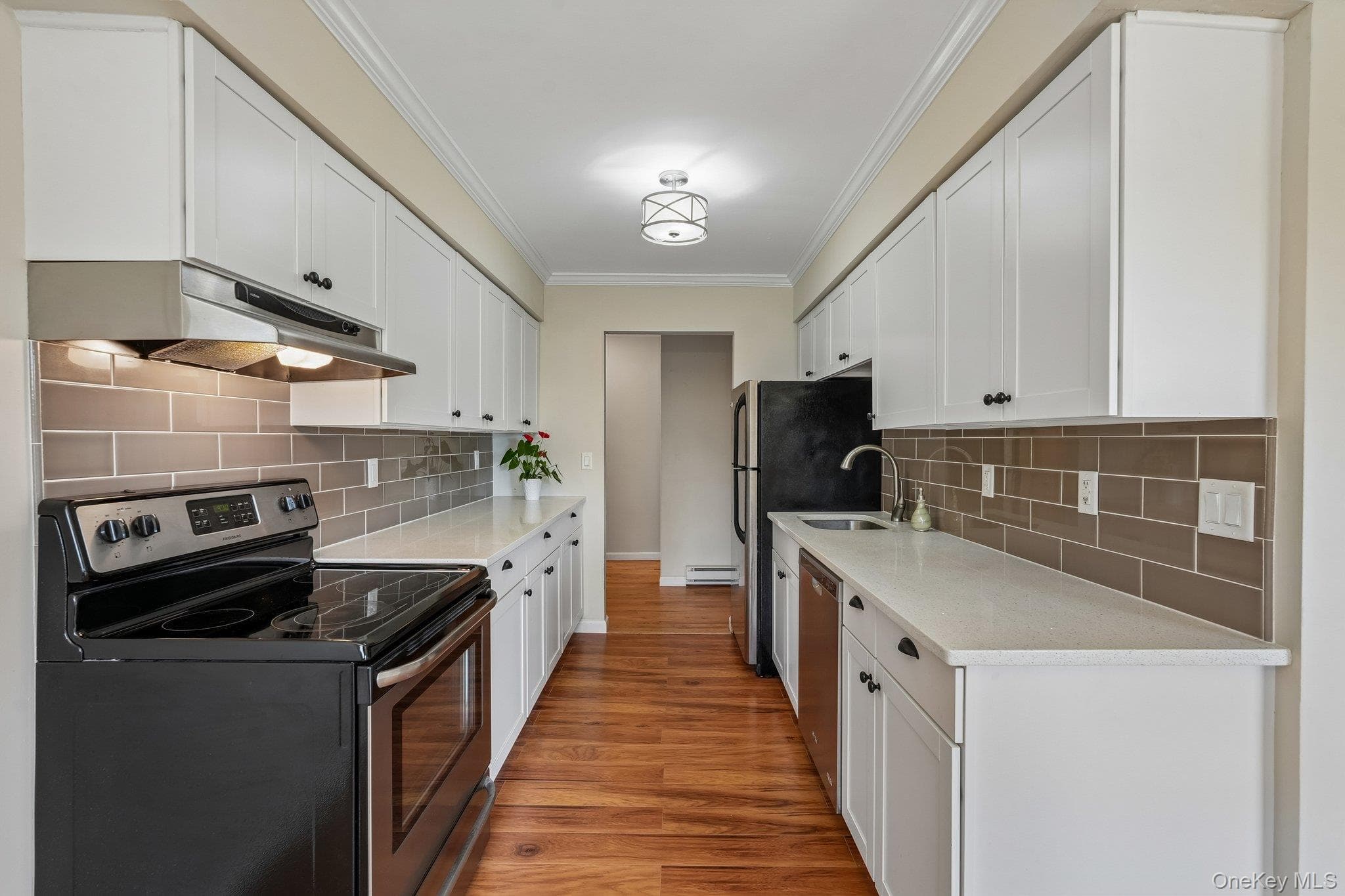 2 Germonds Village Unit: 12 thumbnail 9