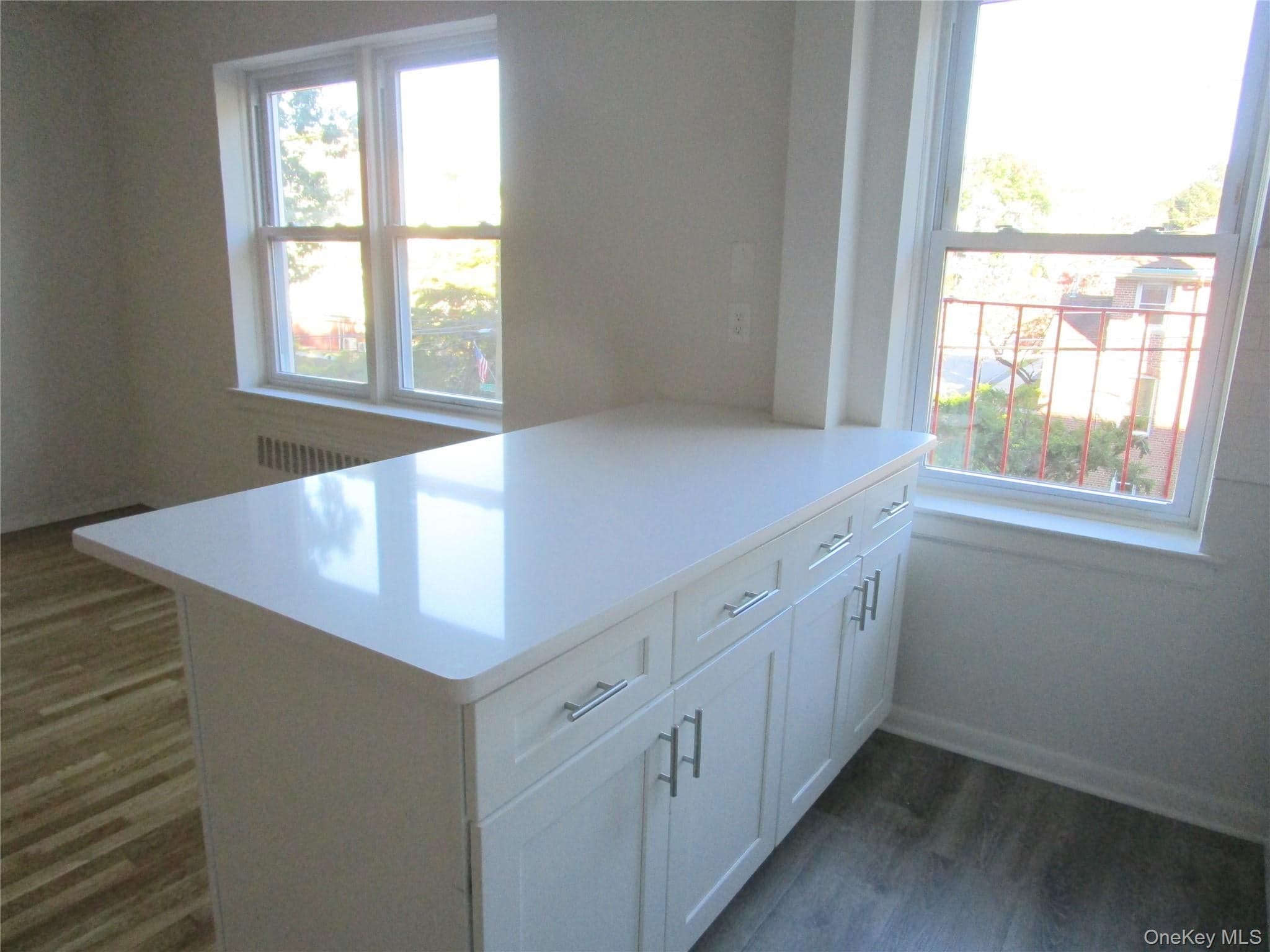585 Mclean Avenue Unit: 2A thumbnail 10