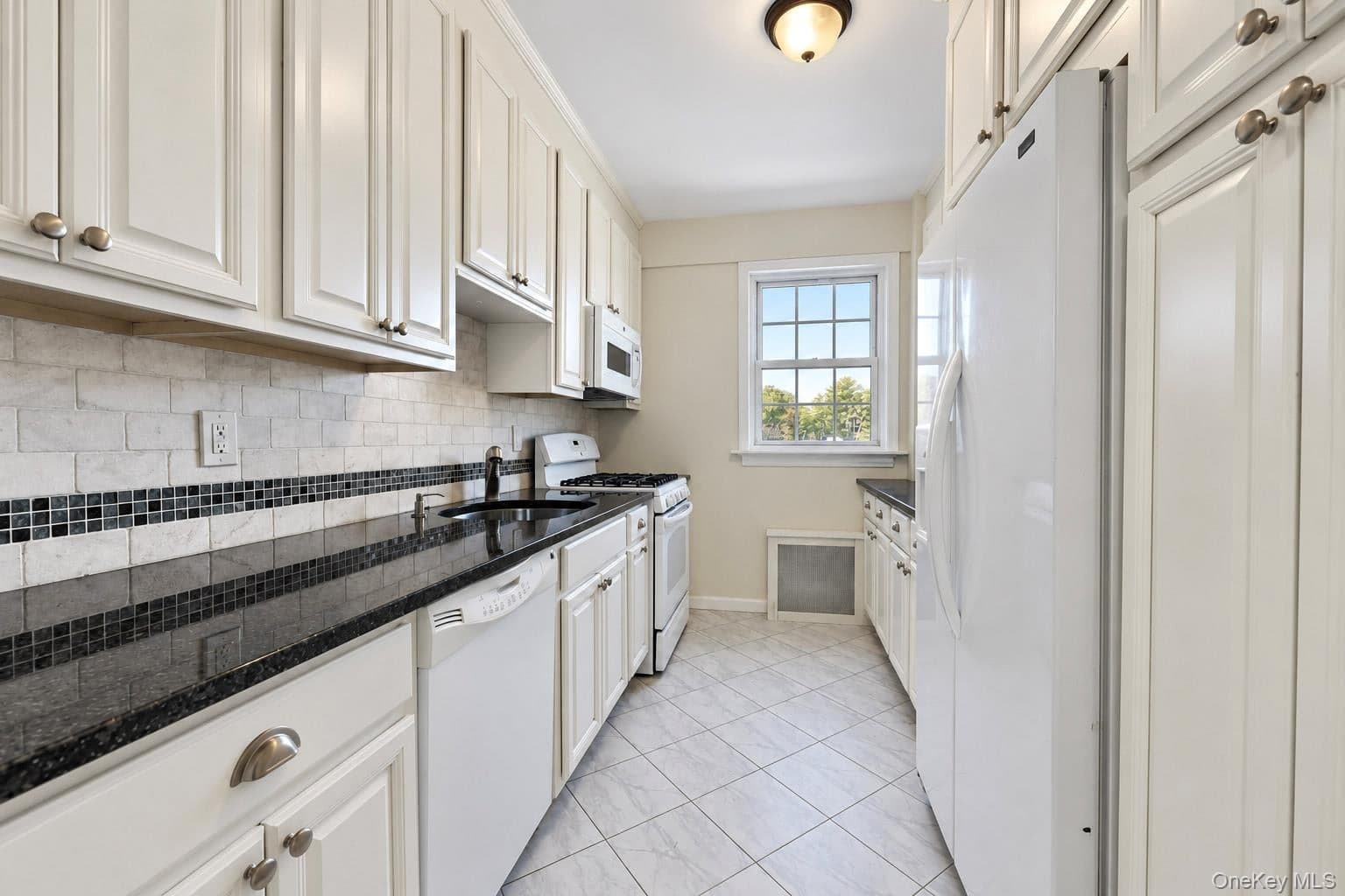 210 Pelham Road Unit: 4D thumbnail 3