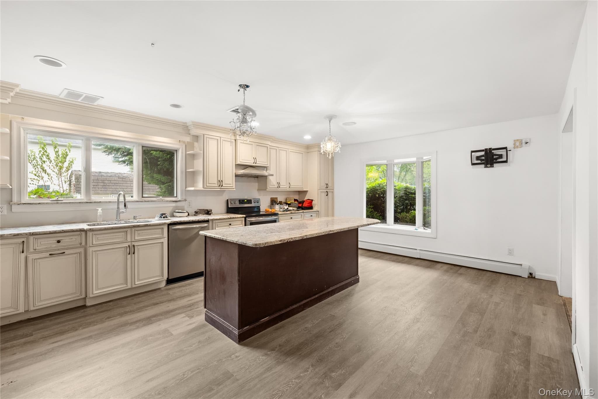 20 Hilltop Drive thumbnail 5