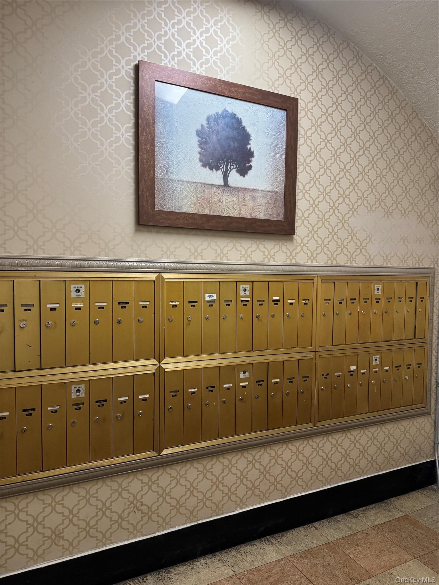 37-21 80th Street Unit: 1R thumbnail 13