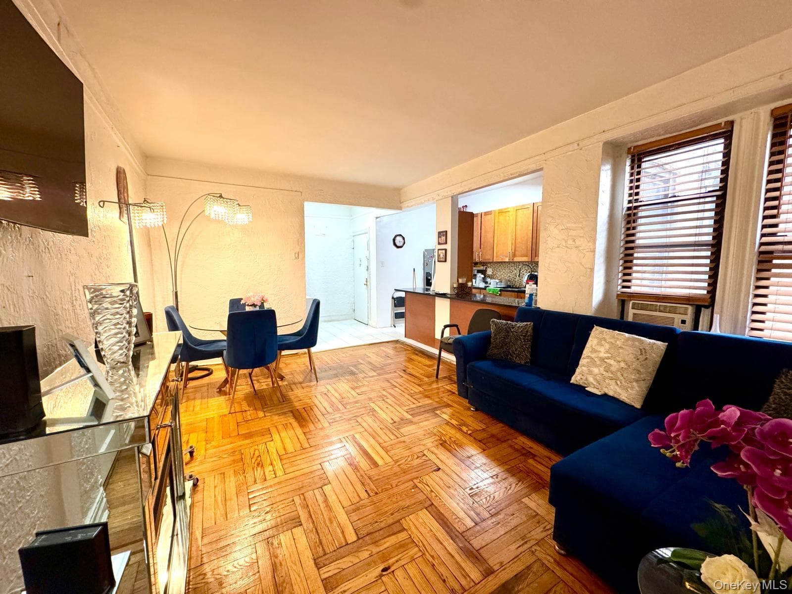37-21 80th Street Unit: 1R thumbnail 2
