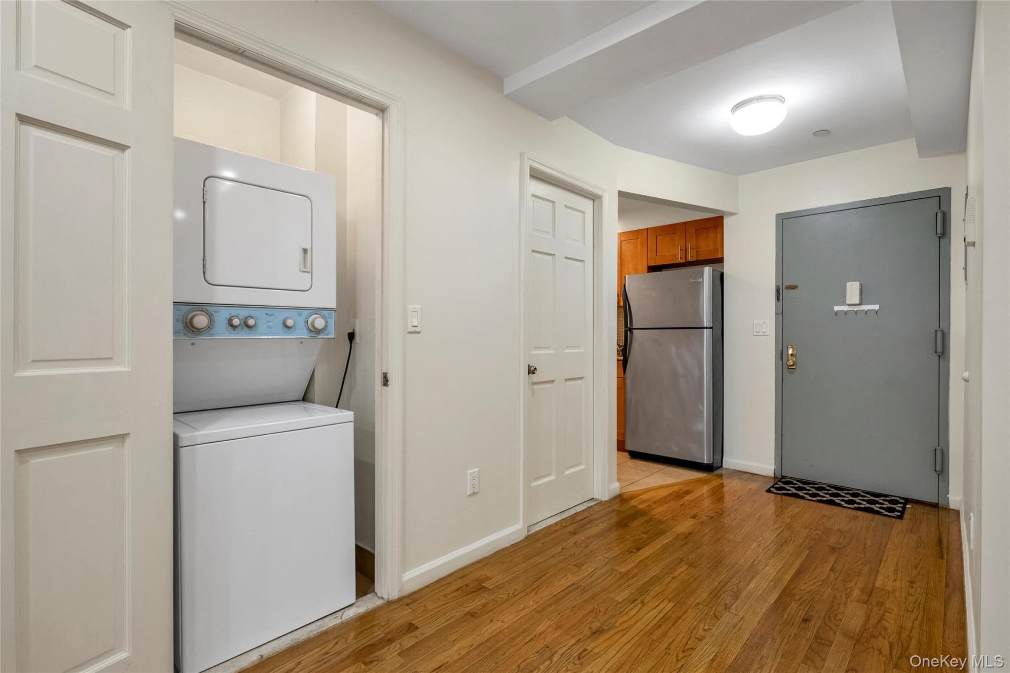 4318 Robinson Street Unit: 4D thumbnail 5