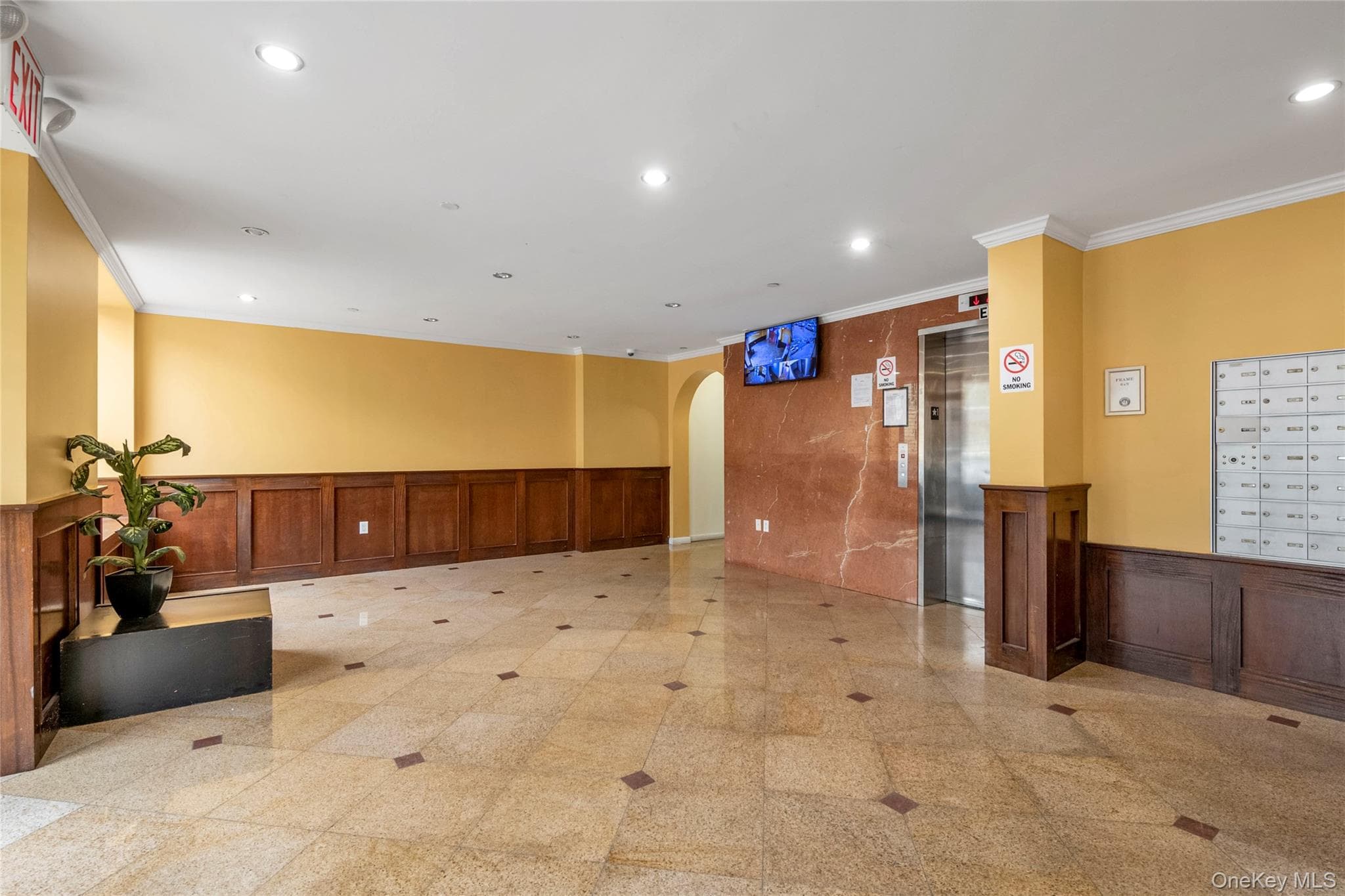 4318 Robinson Street Unit: 4D thumbnail 15
