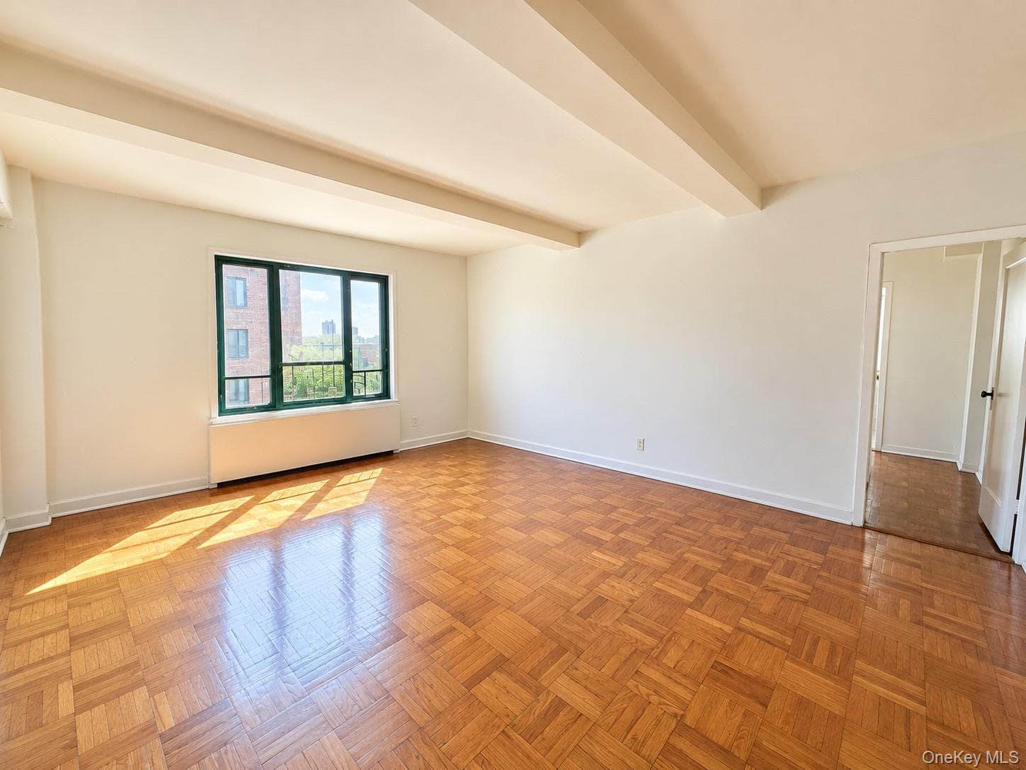 99 Metropolitan Oval Unit: 8B thumbnail 8