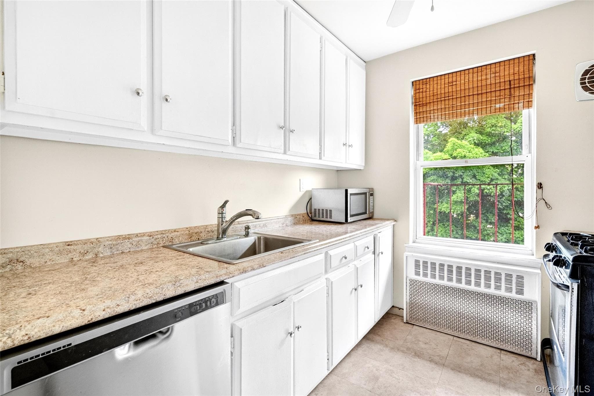 160 Centre Avenue Unit: 3M thumbnail 11