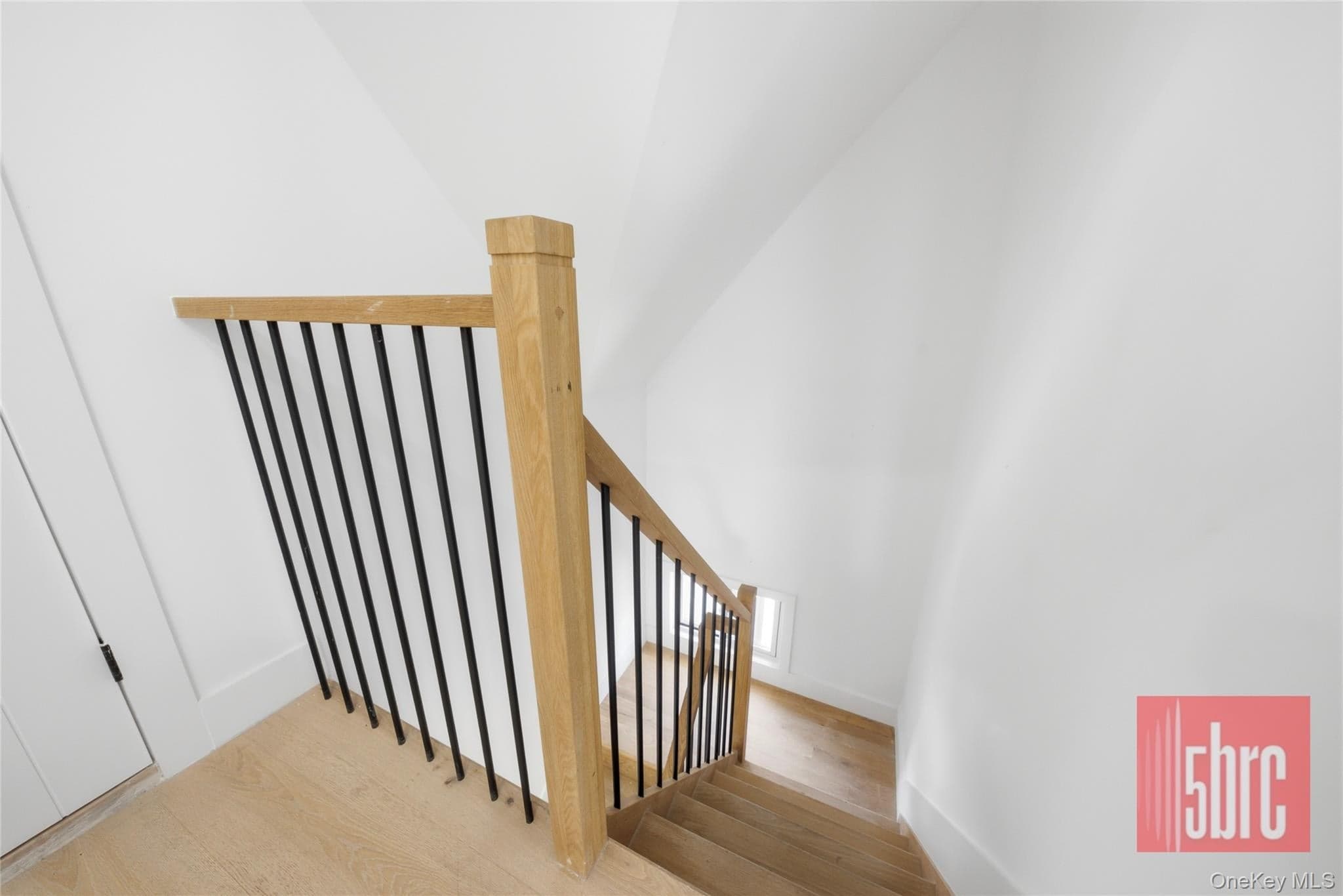 1205 Beverley Road thumbnail 17