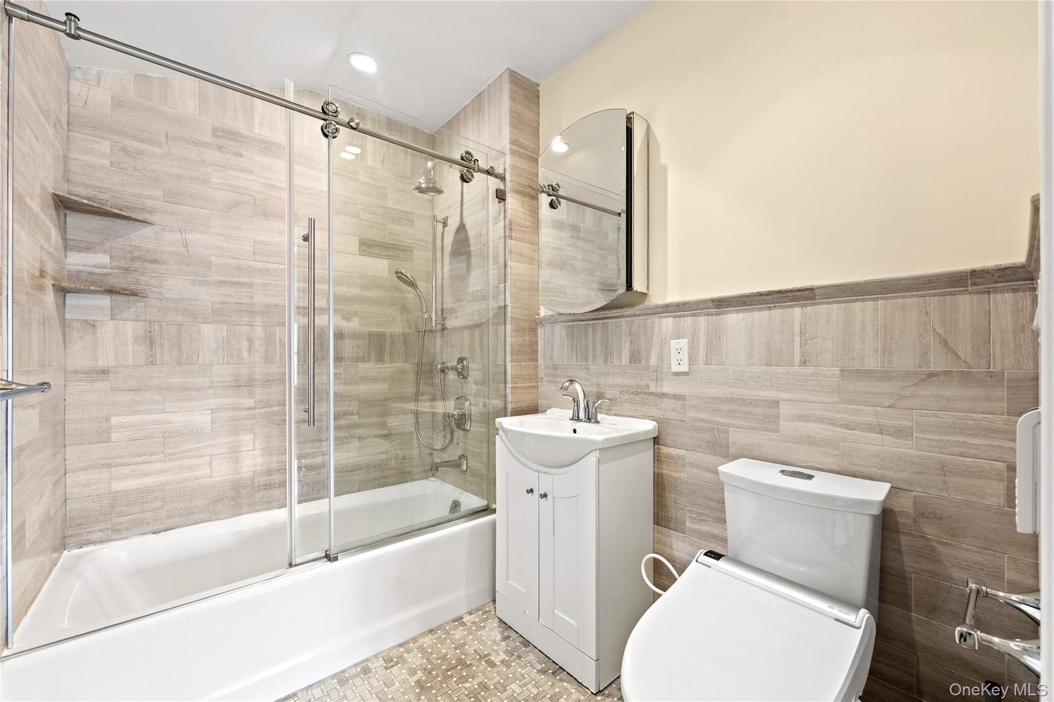 185 Battery Avenue Unit: 2A thumbnail 16