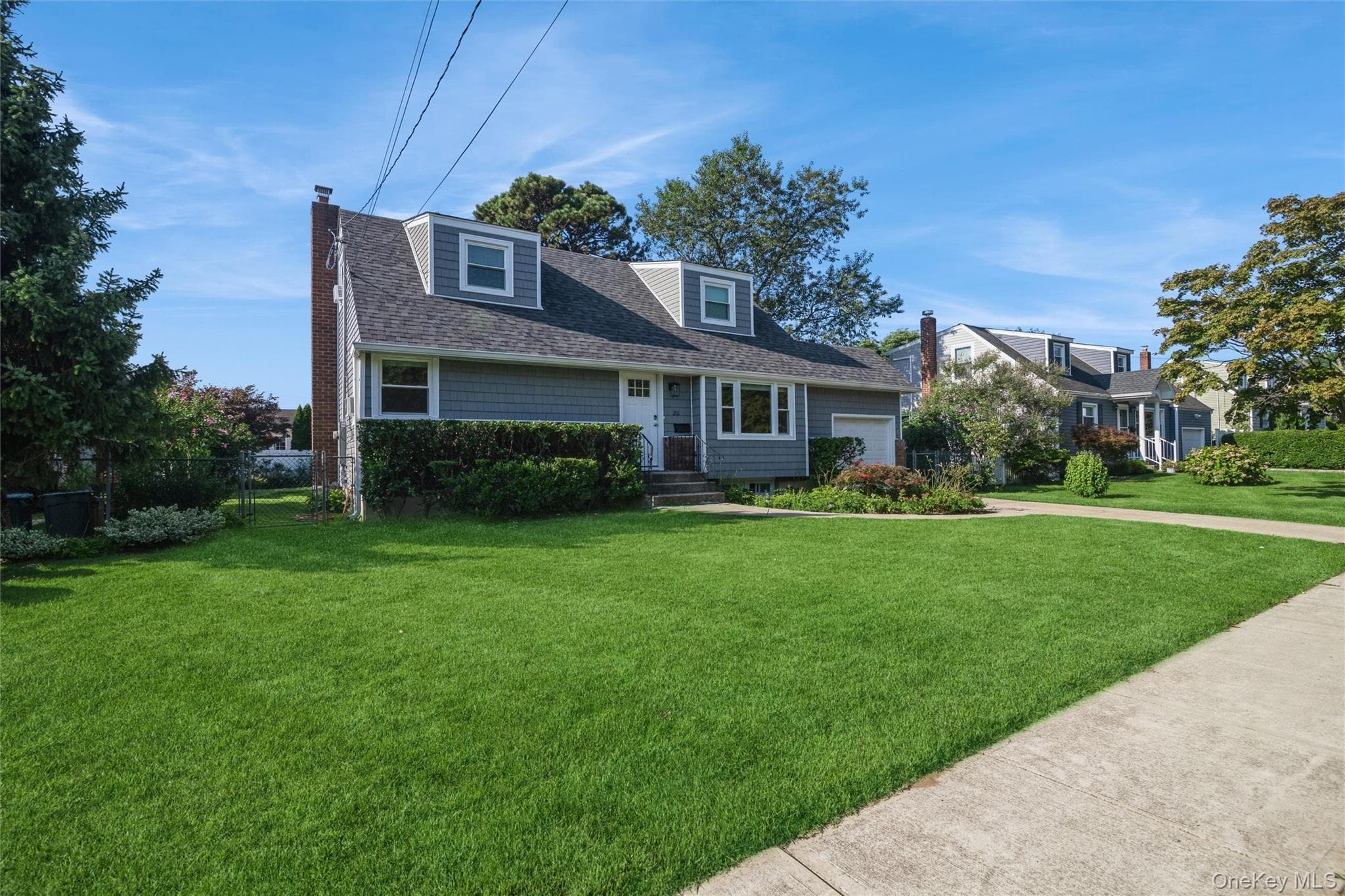 216 N Hawthorne Street thumbnail 2