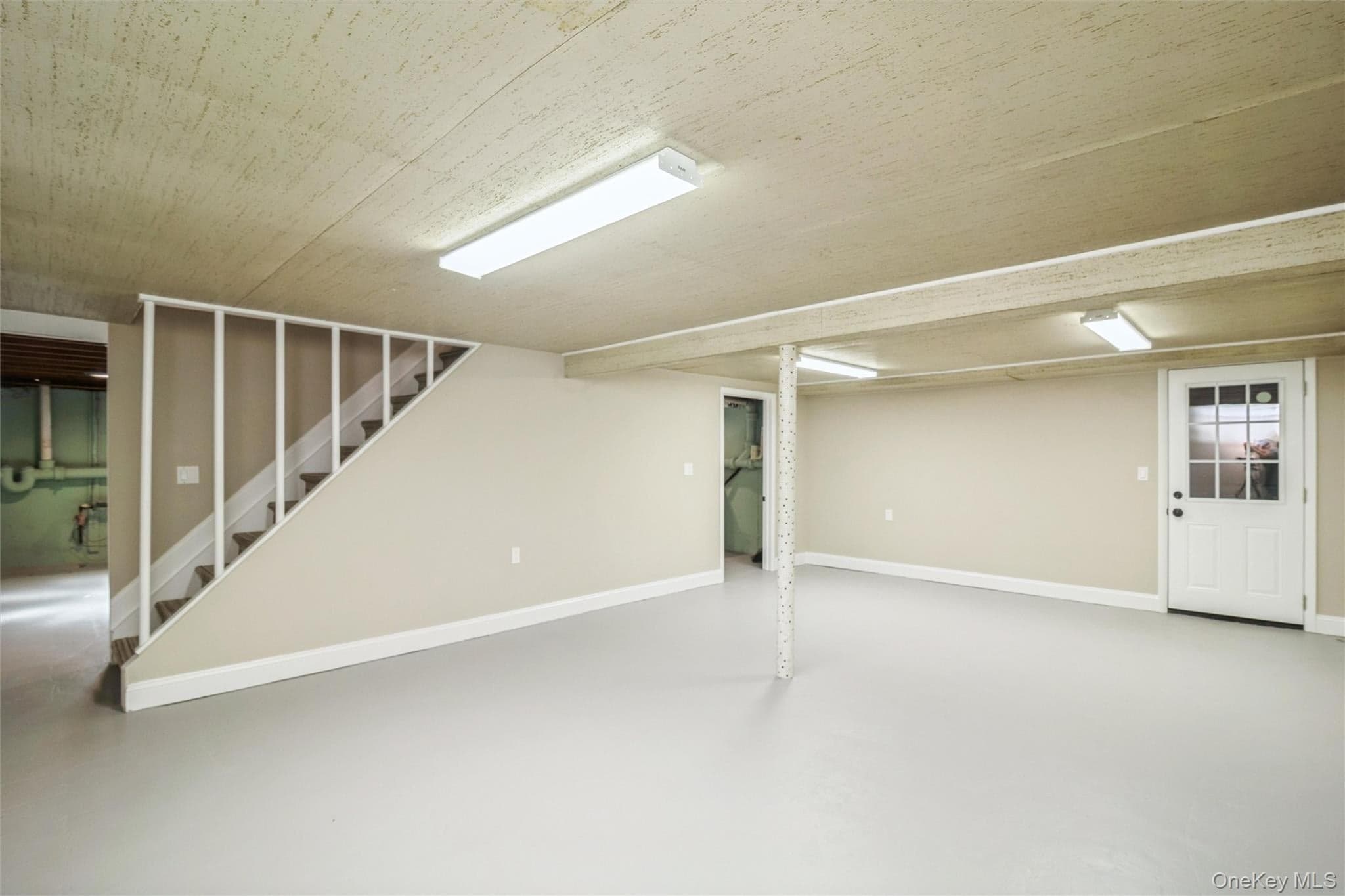 216 N Hawthorne Street thumbnail 25