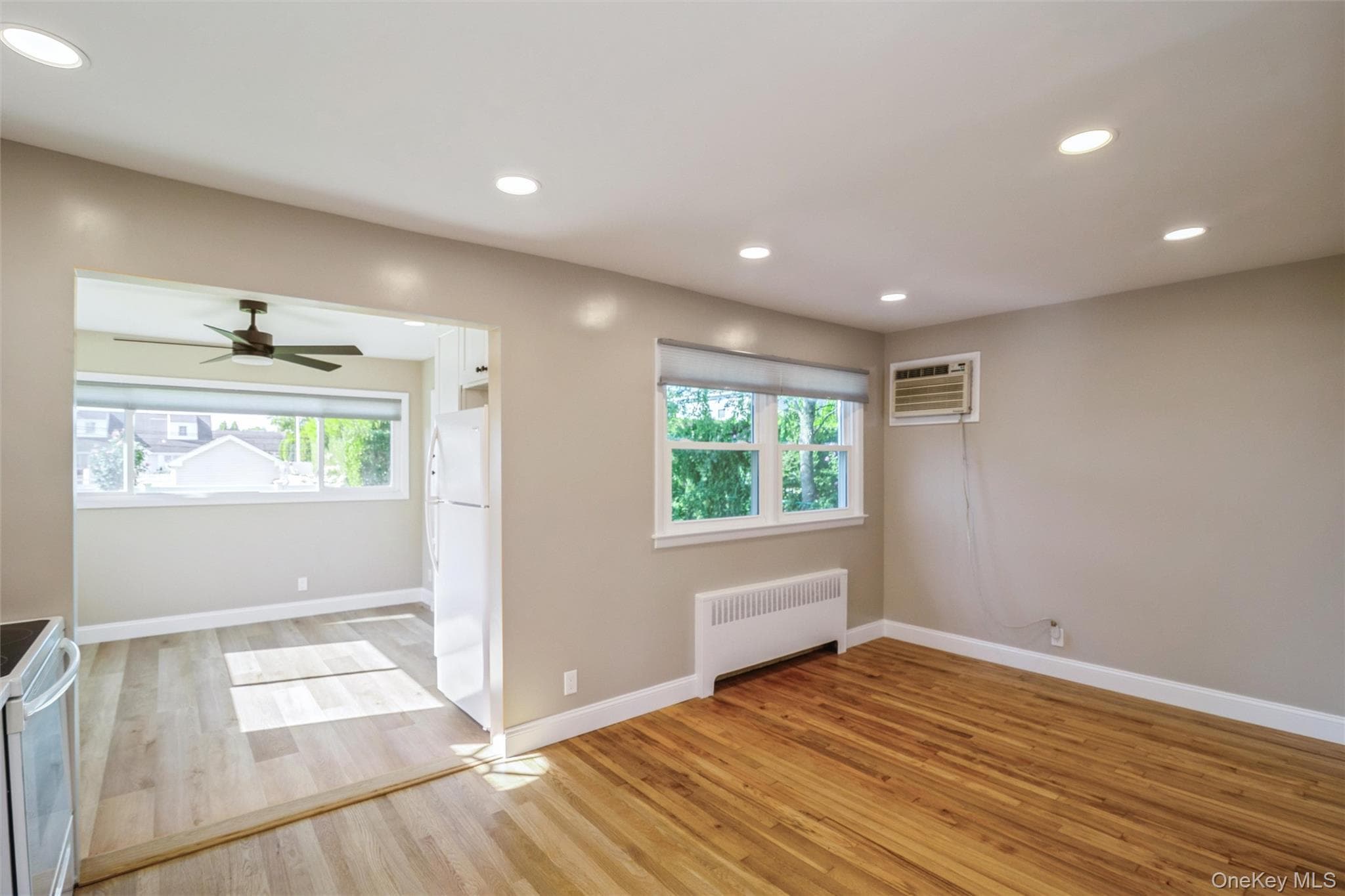 216 N Hawthorne Street thumbnail 10