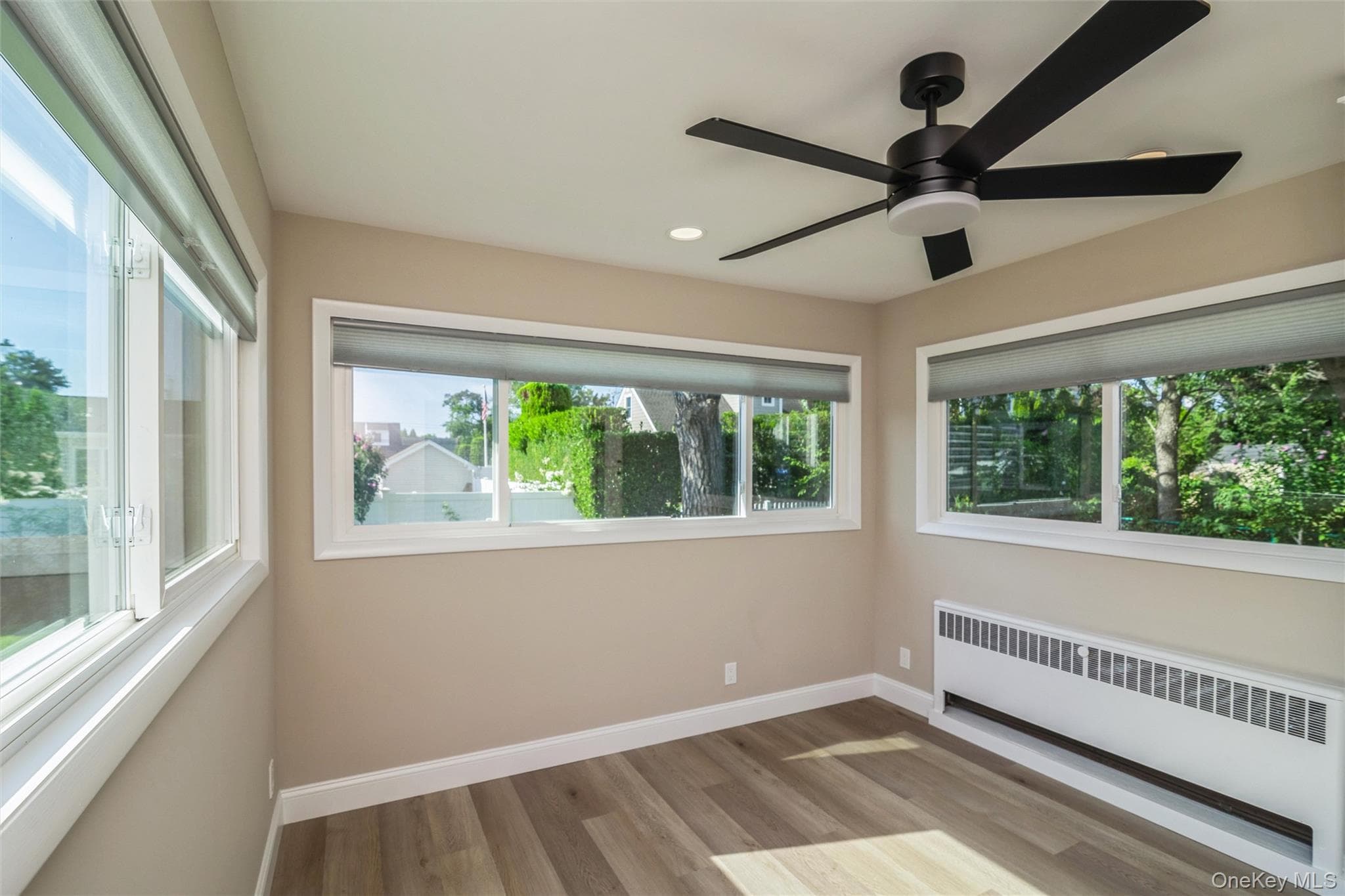 216 N Hawthorne Street thumbnail 15