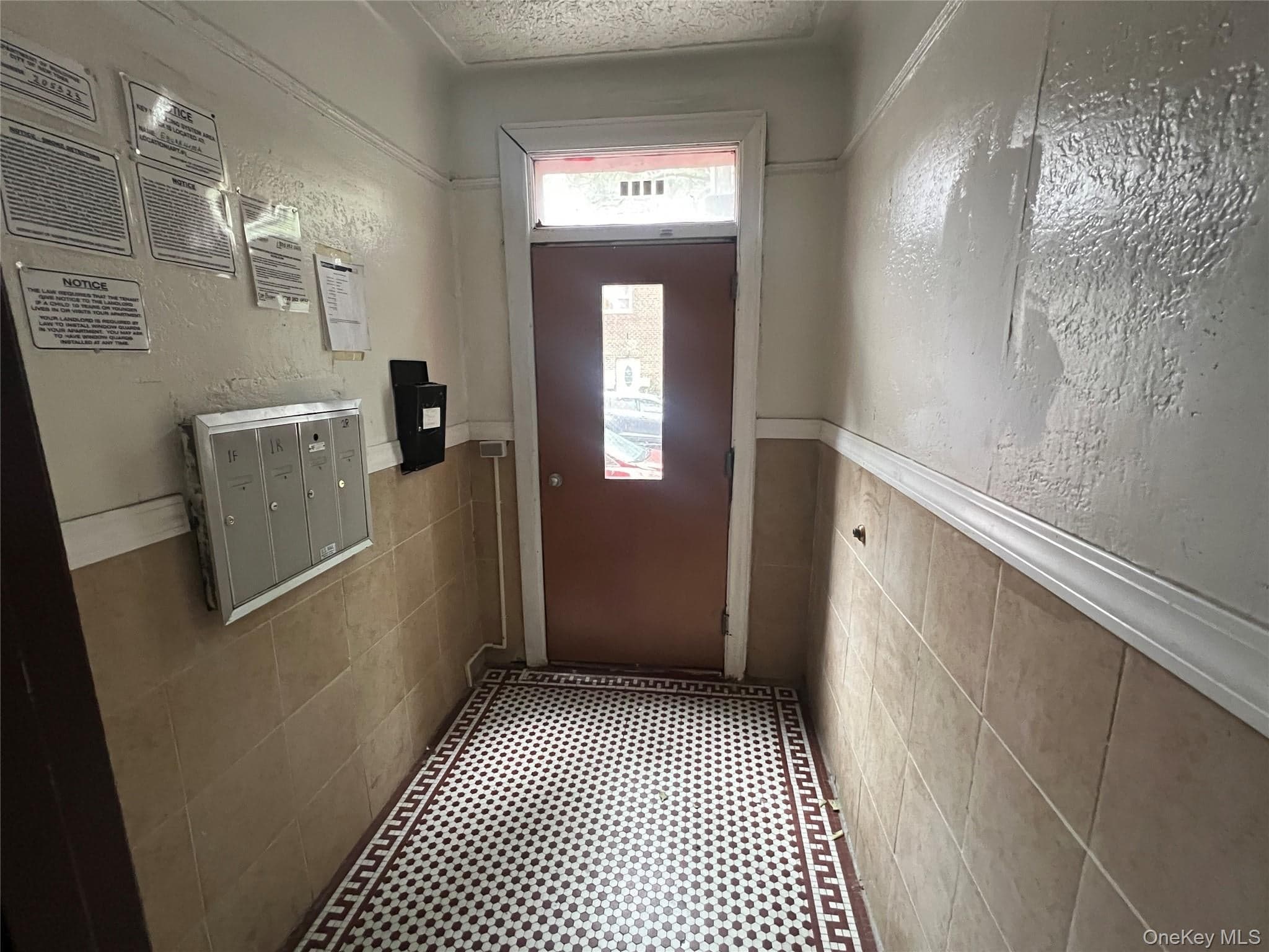 1314 Stratford Avenue thumbnail 6