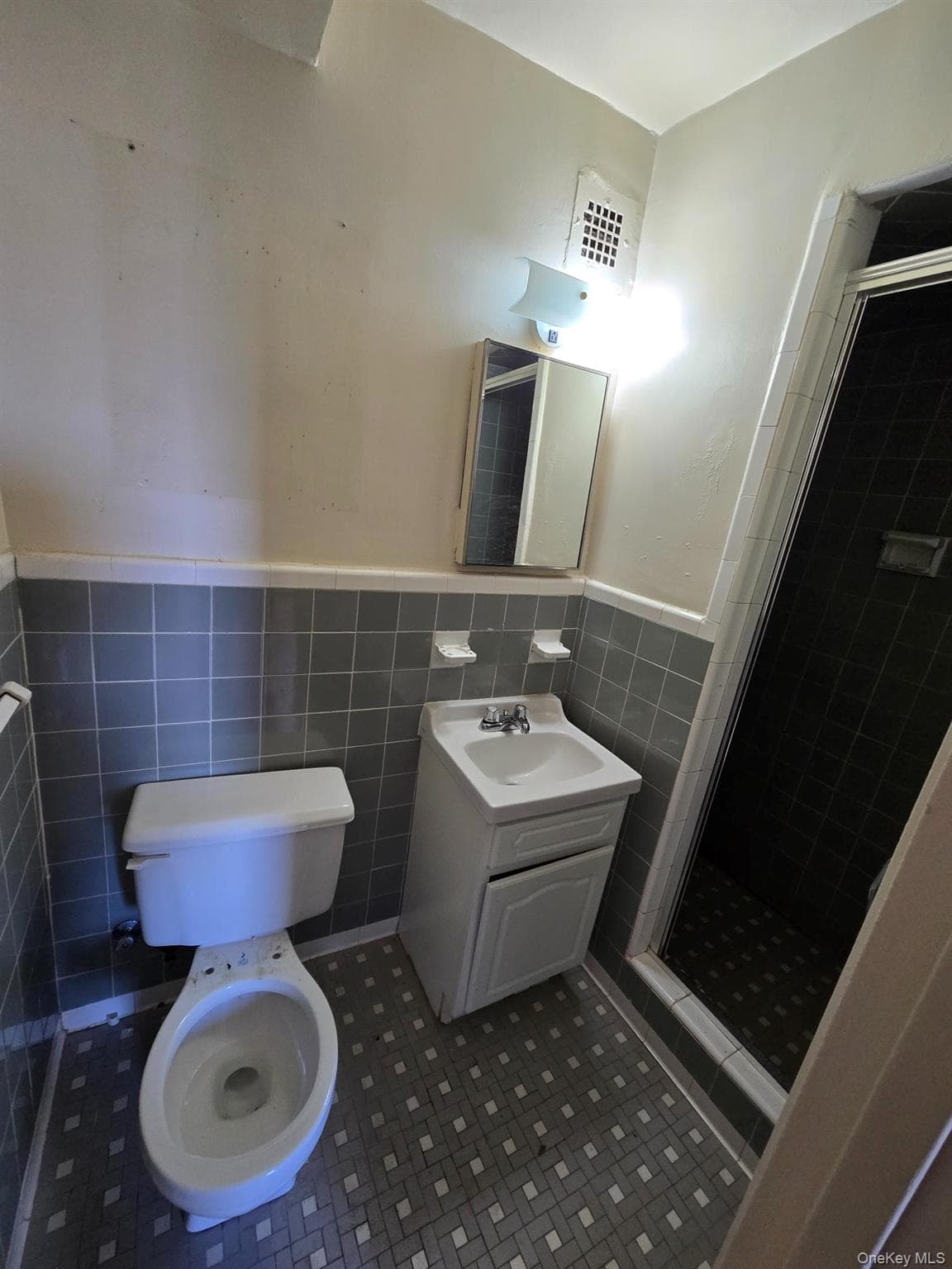 2835 Webb Avenue Unit: 8D thumbnail 12