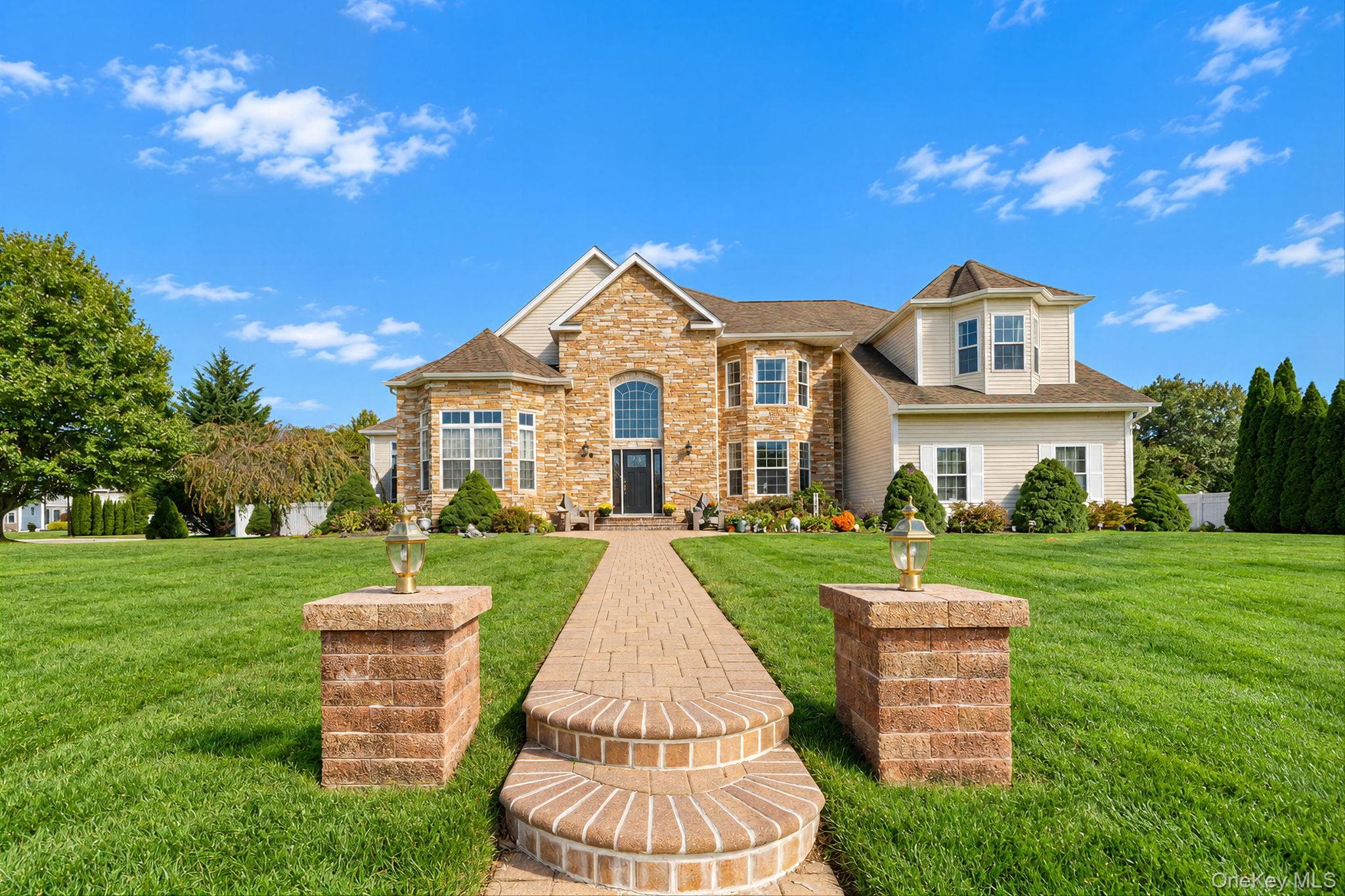 1 Westover Court thumbnail 2