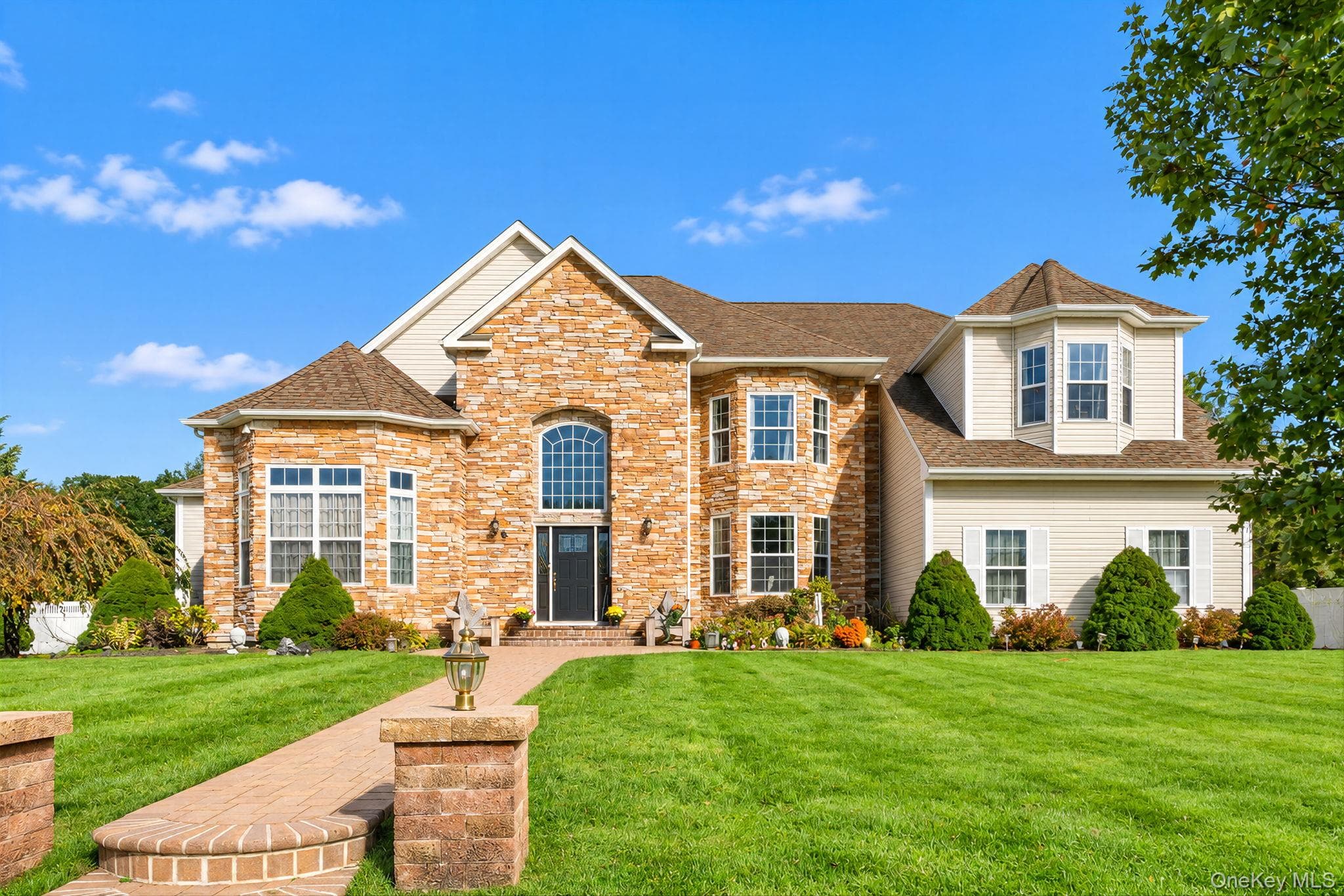 1 Westover Court, Shoreham