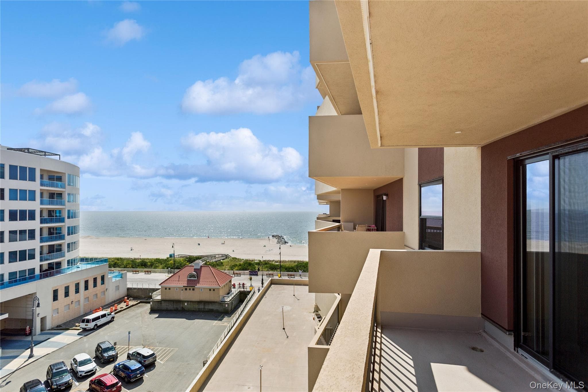 360 Shore RD Unit: 7L, Long Beach